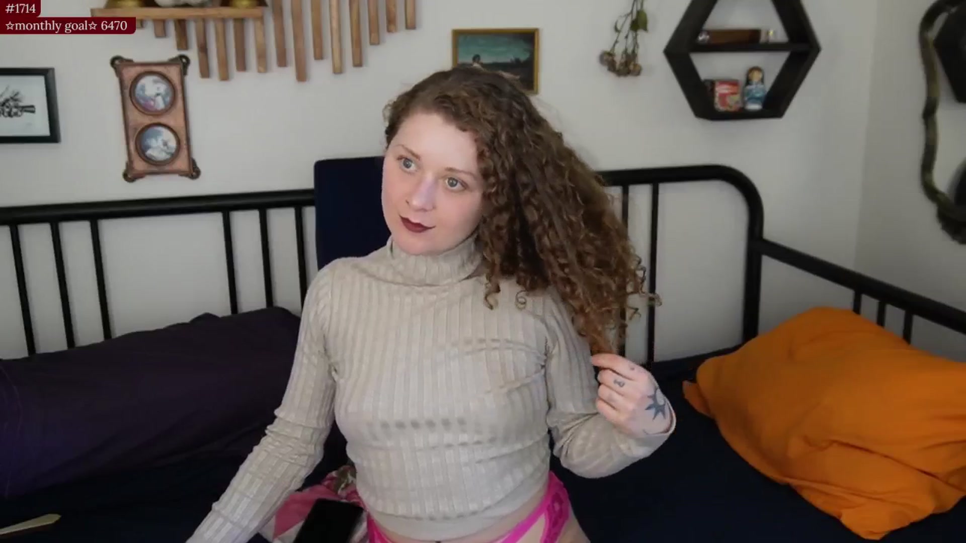 Gallery image thumbnail from PeachyQueen_'s myfreecams stream on, 10/28/2025, 22:40 image 19 of 20