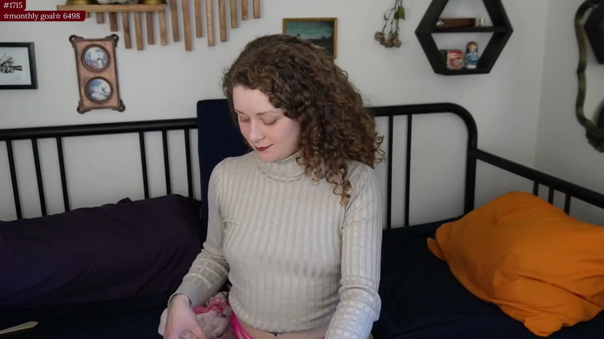 Gallery image thumbnail from PeachyQueen_'s myfreecams stream on, 10/28/2025, 22:40 image 1 of 20