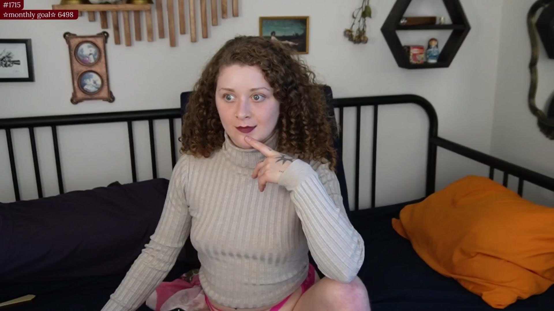 Gallery image thumbnail from PeachyQueen_'s myfreecams stream on, 10/28/2025, 22:40 image 4 of 20