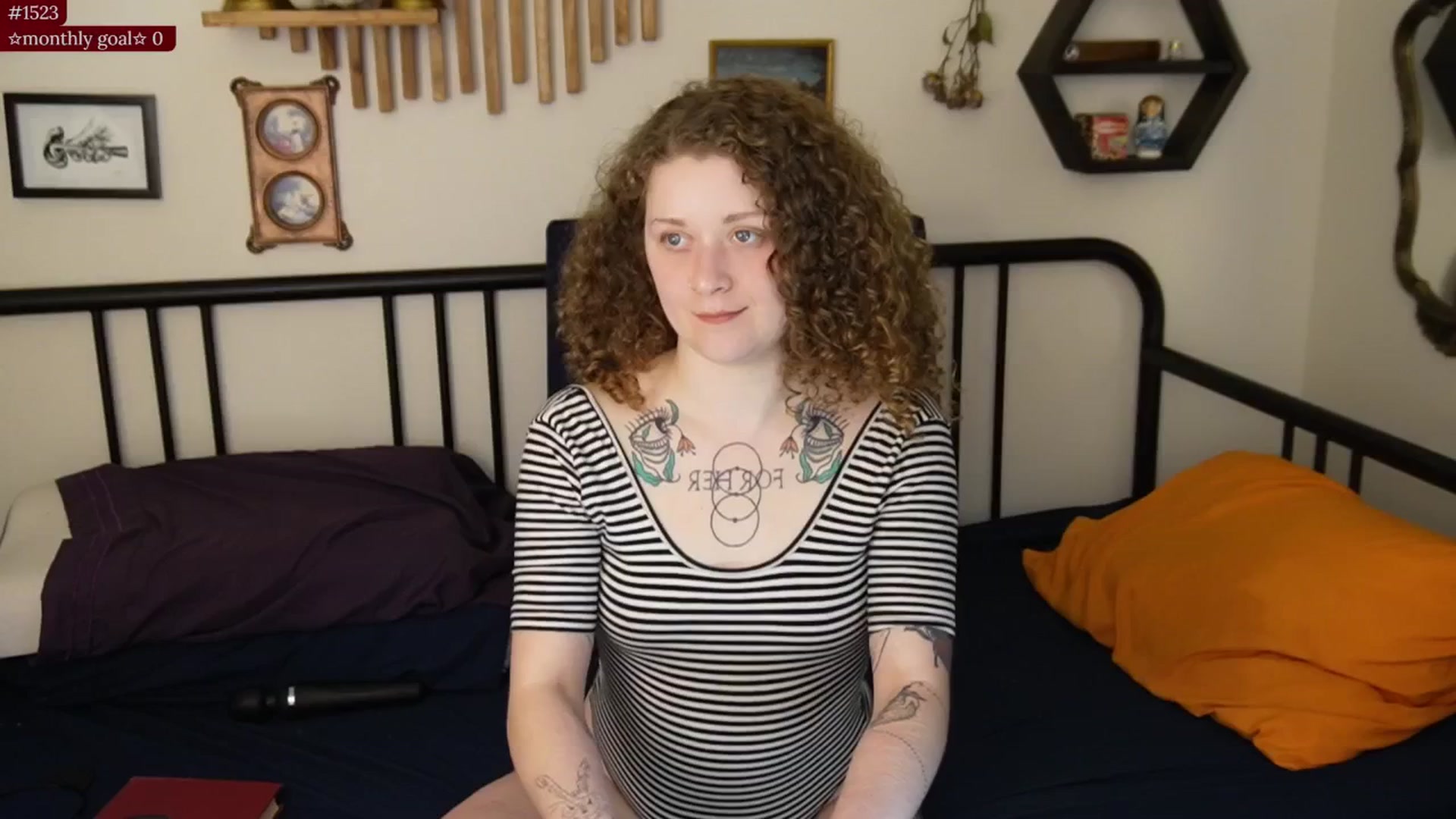 Gallery image thumbnail from PeachyQueen_'s myfreecams stream on, 10/31/2025, 21:50 image 10 of 20