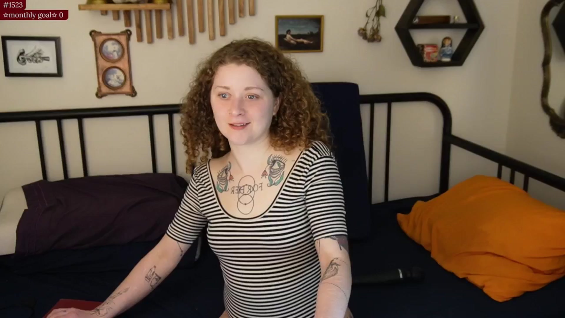 Gallery image thumbnail from PeachyQueen_'s myfreecams stream on, 10/31/2025, 21:50 image 5 of 20