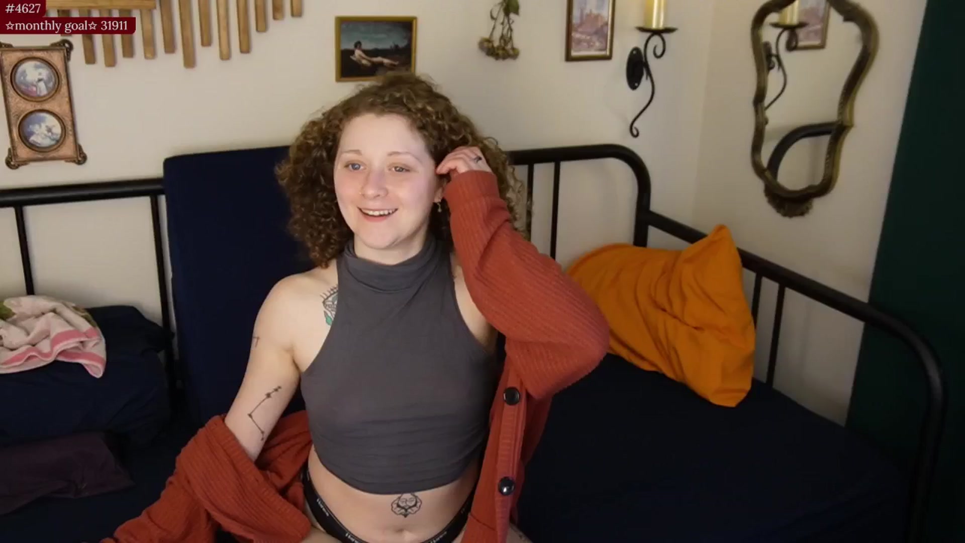 Gallery image thumbnail from PeachyQueen_'s myfreecams stream on, 11/13/2025, 03:00 image 4 of 20