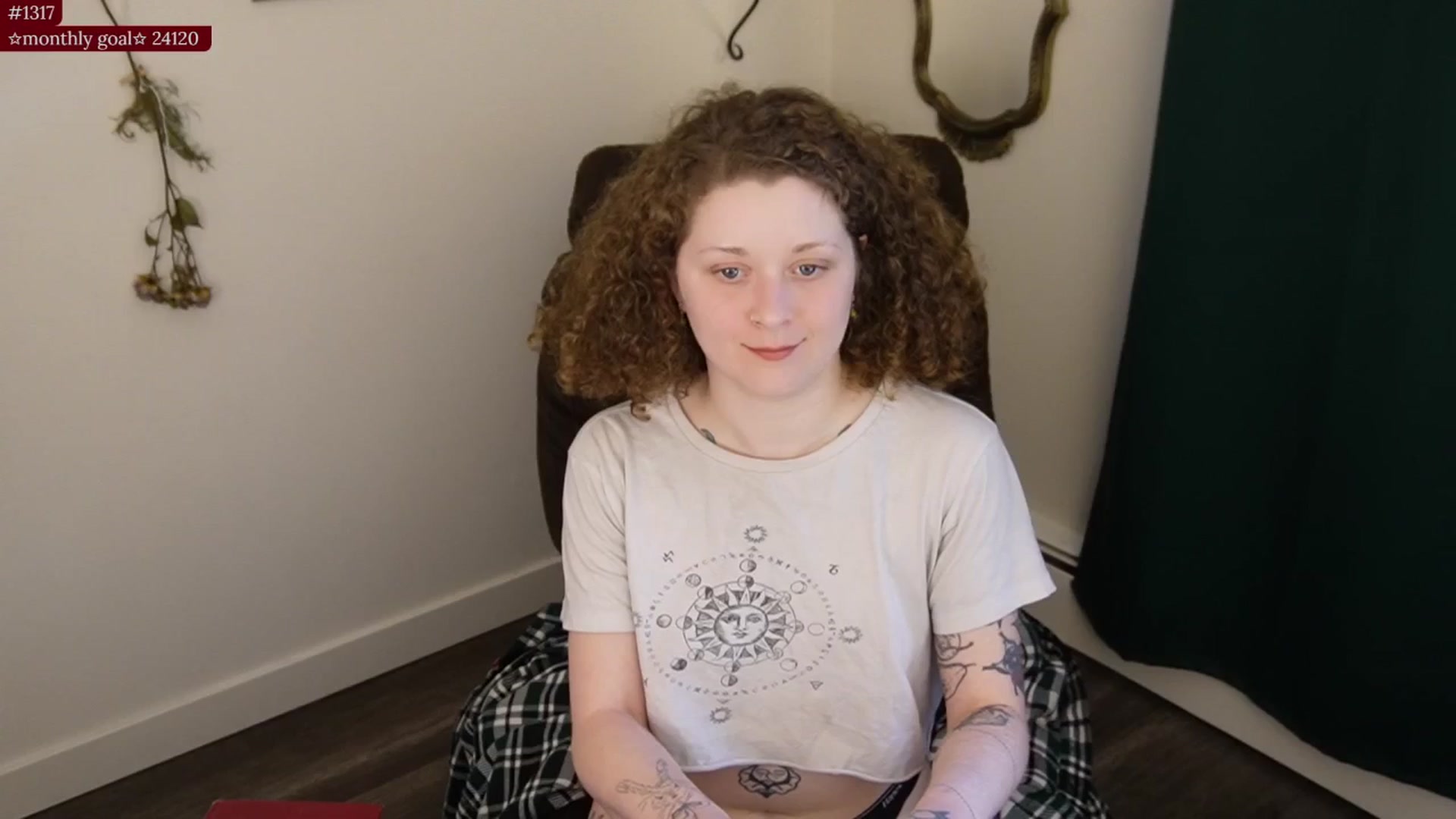 Gallery image thumbnail from PeachyQueen_'s myfreecams stream on, 12/01/2025, 21:33 image 17 of 20