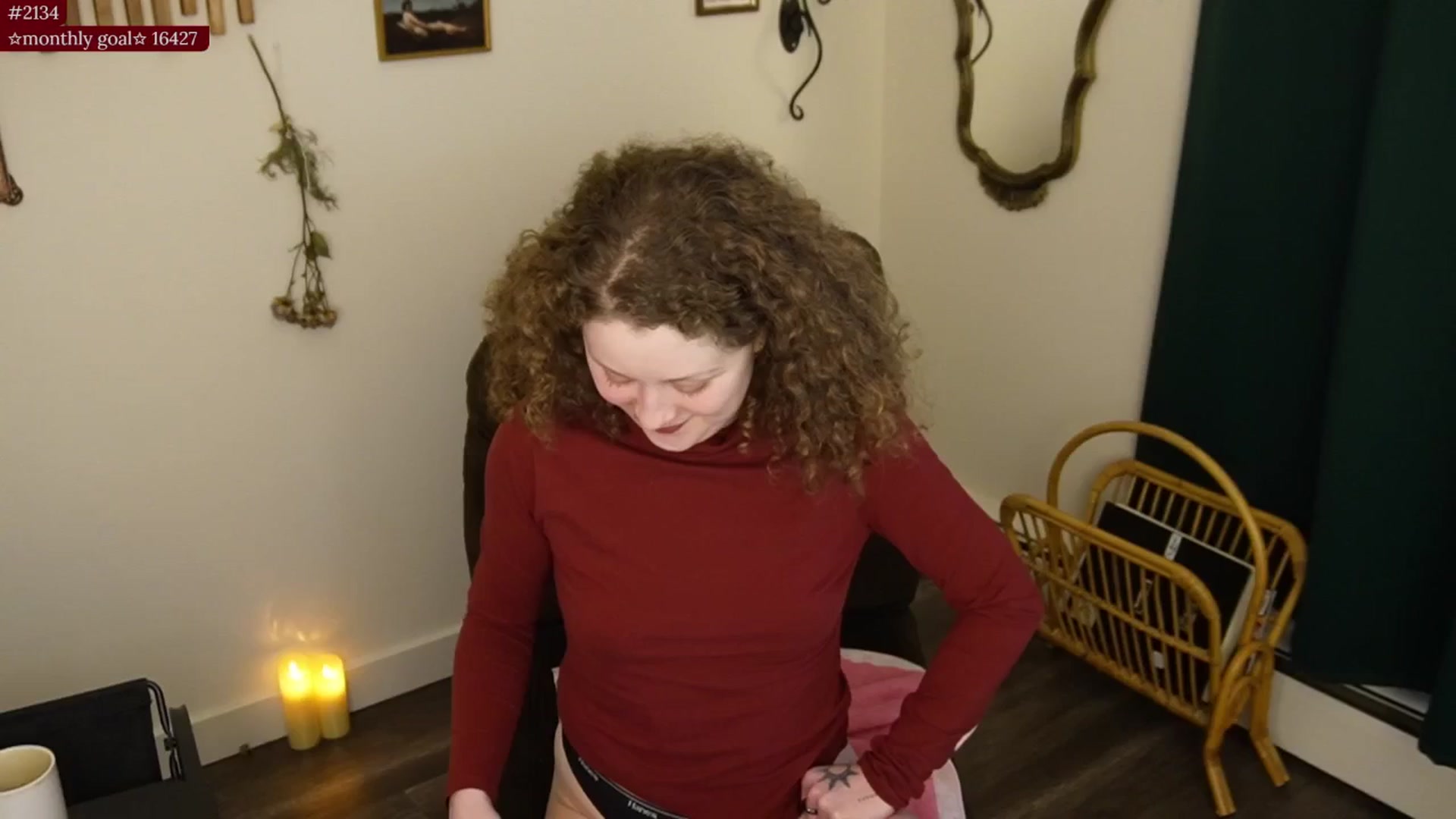 Gallery image thumbnail from PeachyQueen_'s myfreecams stream on, 12/17/2025, 23:10 image 15 of 20