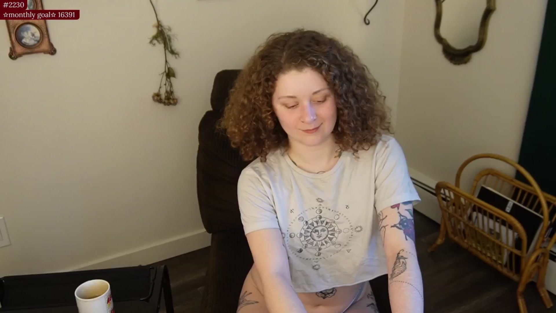 Gallery image thumbnail from PeachyQueen_'s myfreecams stream on, 12/20/2025, 23:44 image 1 of 20