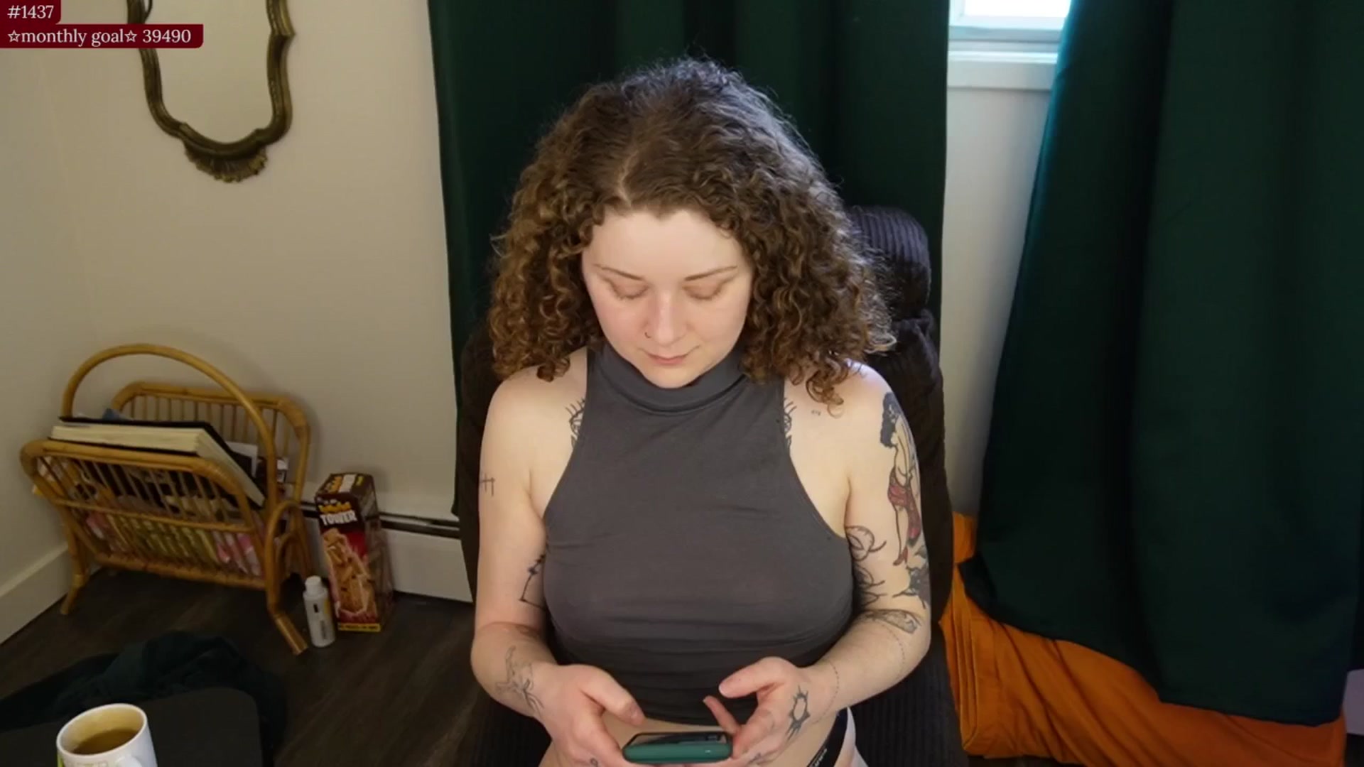 Gallery image thumbnail from PeachyQueen_'s myfreecams stream on, 01/02/2026, 21:28 image 19 of 20