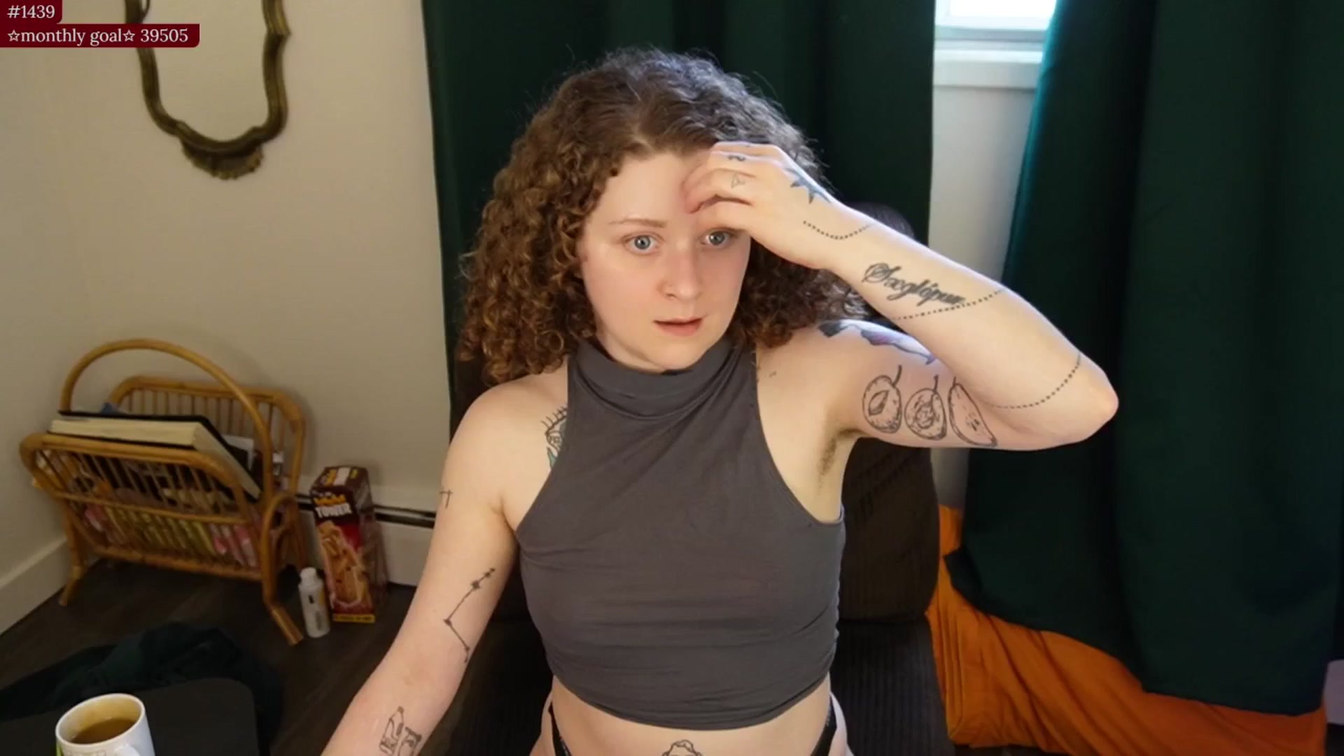 Gallery image thumbnail from PeachyQueen_'s myfreecams stream on, 01/02/2026, 21:28 image 13 of 20