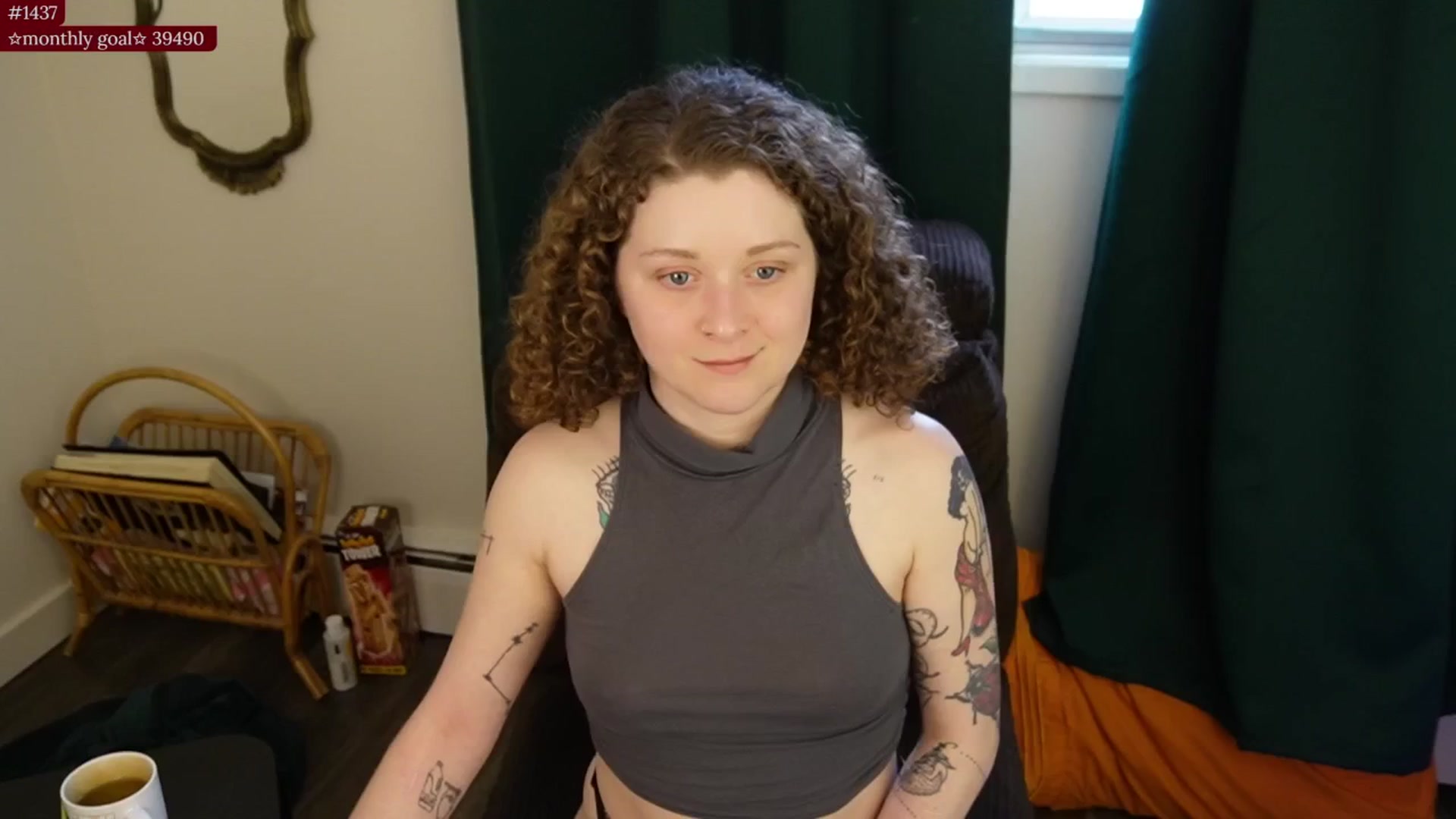 Gallery image thumbnail from PeachyQueen_'s myfreecams stream on, 01/02/2026, 21:28 image 18 of 20