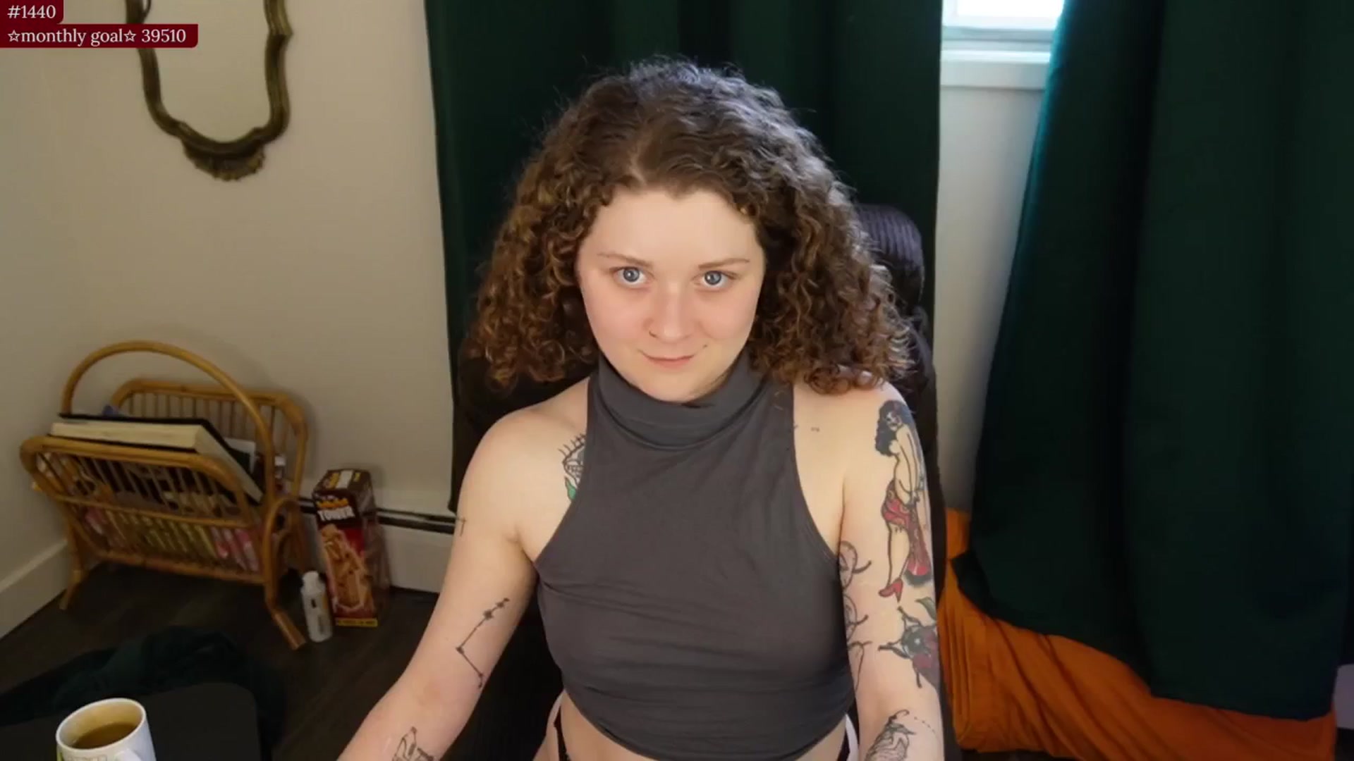 Gallery image thumbnail from PeachyQueen_'s myfreecams stream on, 01/02/2026, 21:28 image 12 of 20