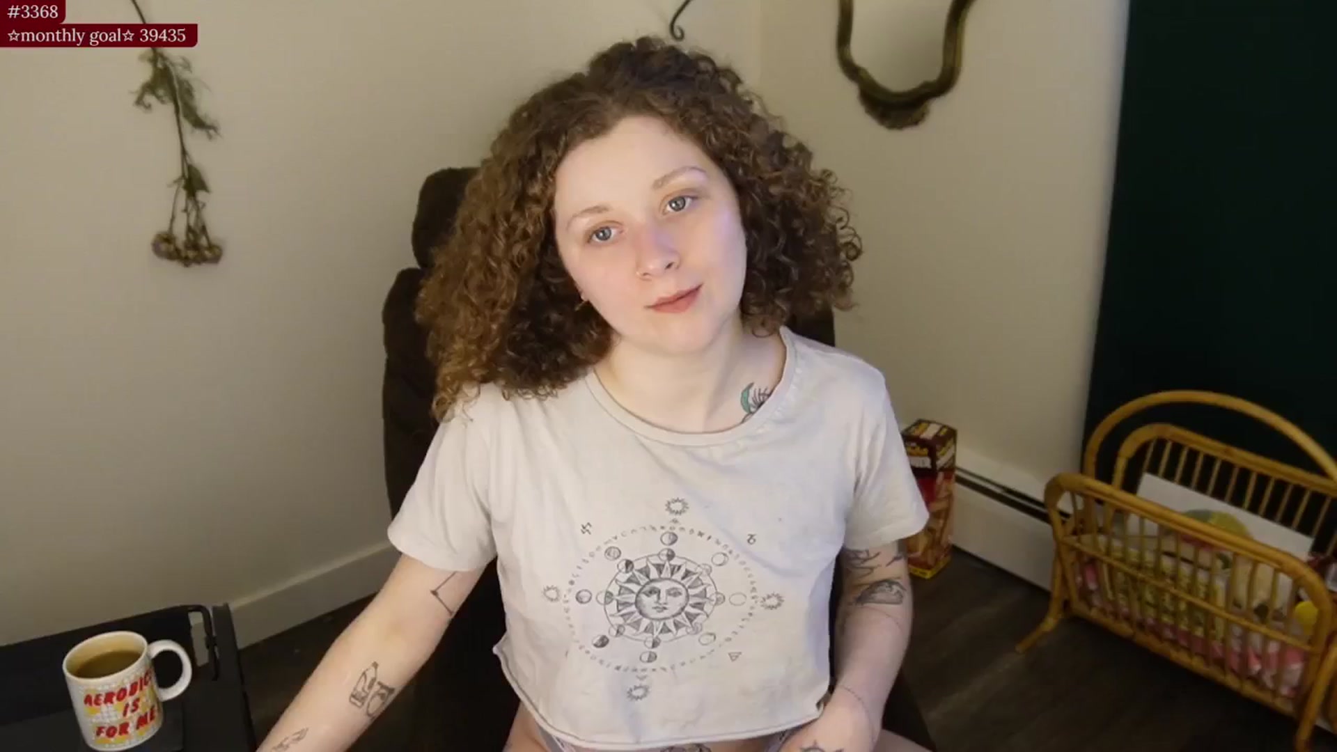 Gallery image thumbnail from PeachyQueen_'s myfreecams stream on, 01/05/2026, 20:30 image 15 of 20
