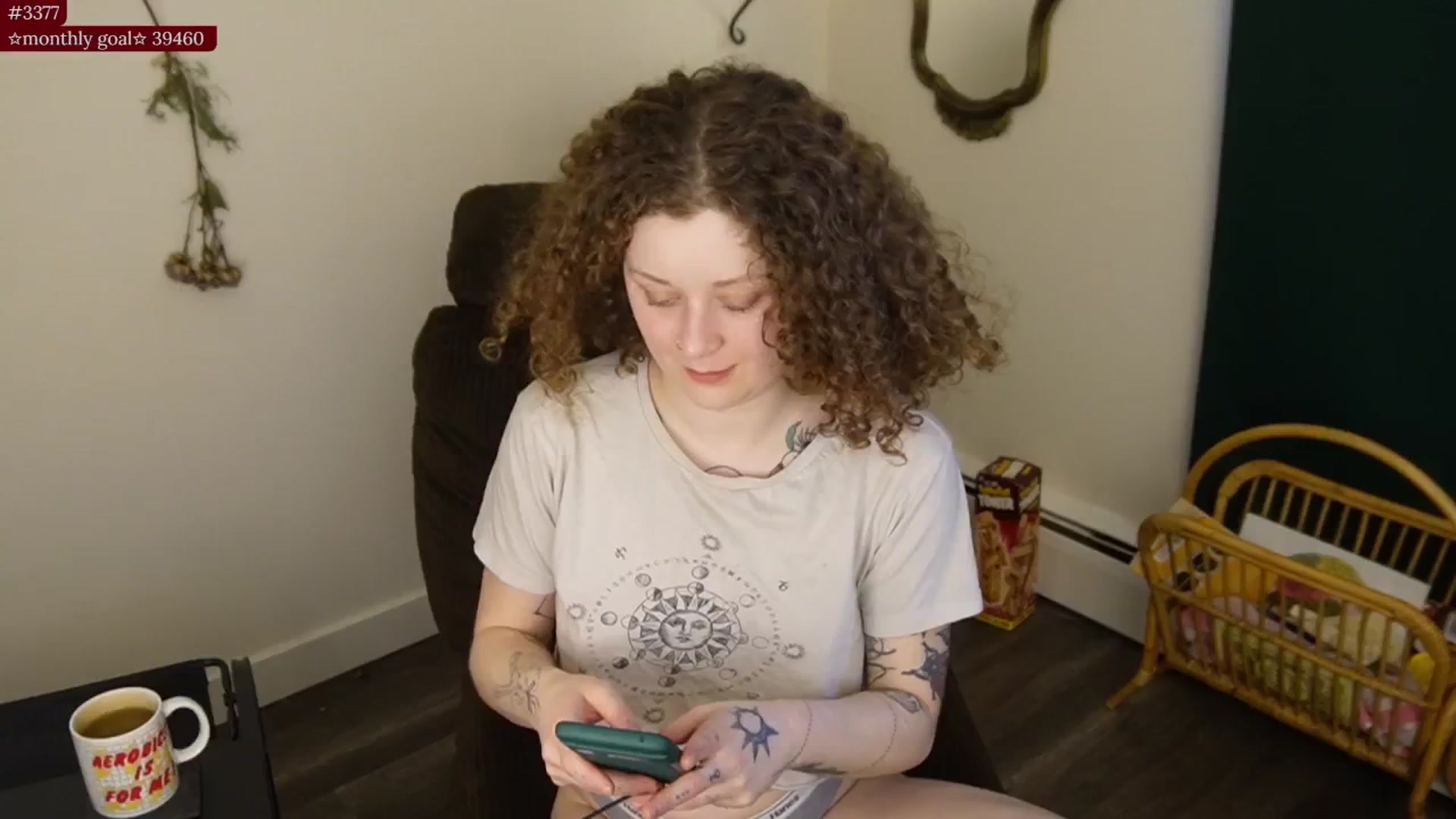 Gallery image thumbnail from PeachyQueen_'s myfreecams stream on, 01/05/2026, 20:30 image 1 of 20