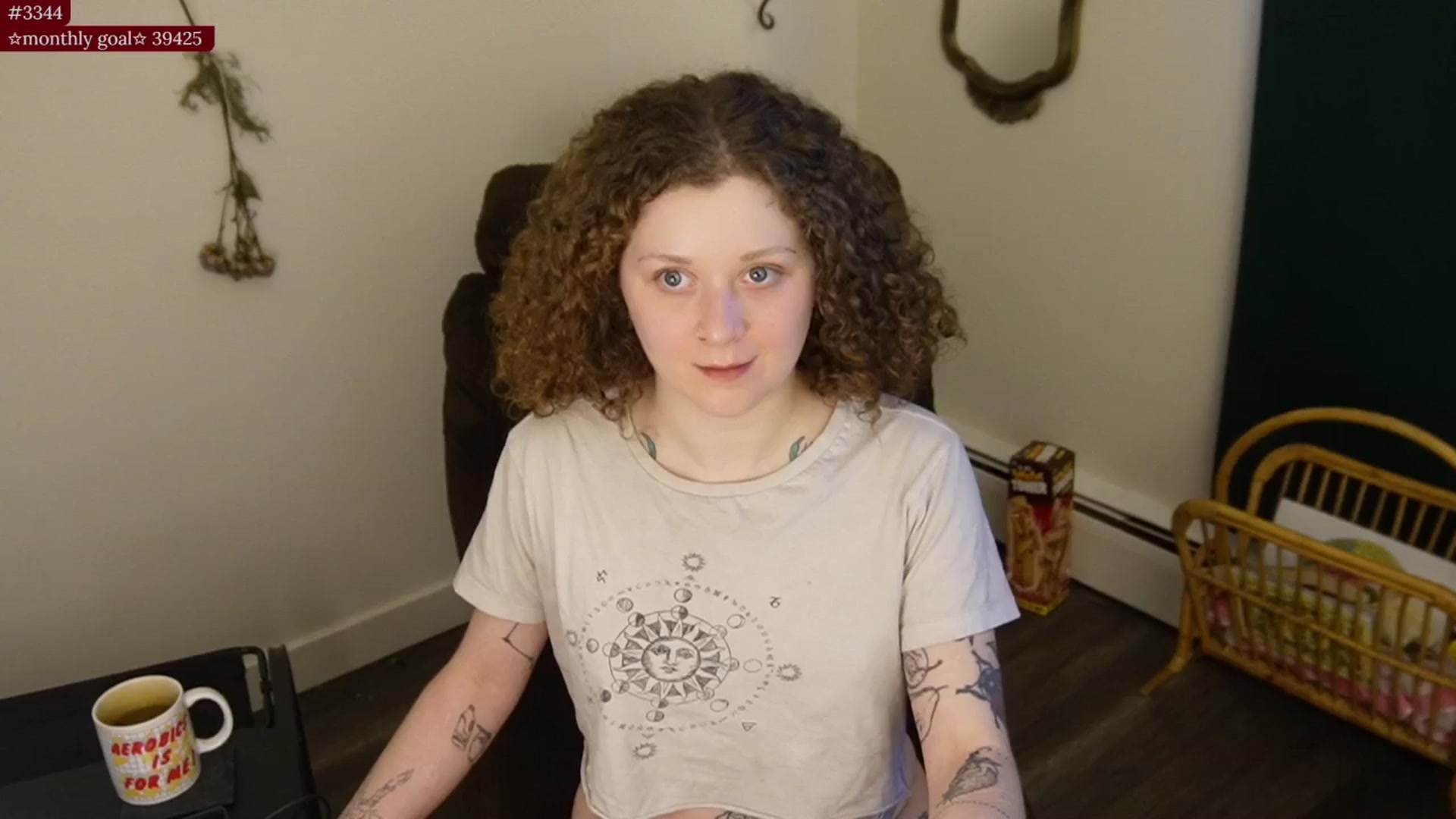 Gallery image thumbnail from PeachyQueen_'s myfreecams stream on, 01/05/2026, 21:21 image 3 of 20