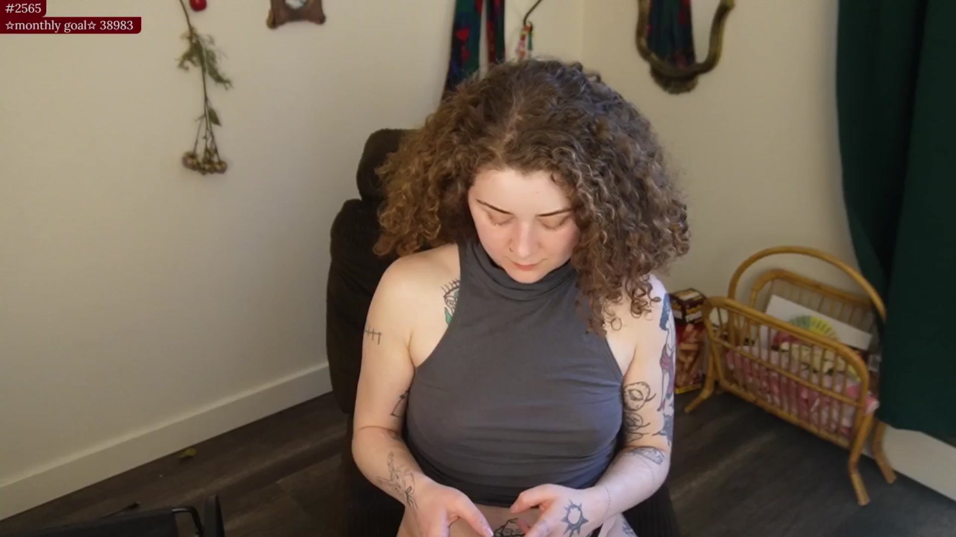 Gallery image thumbnail from PeachyQueen_'s myfreecams stream on, 01/11/2026, 23:01 image 7 of 20