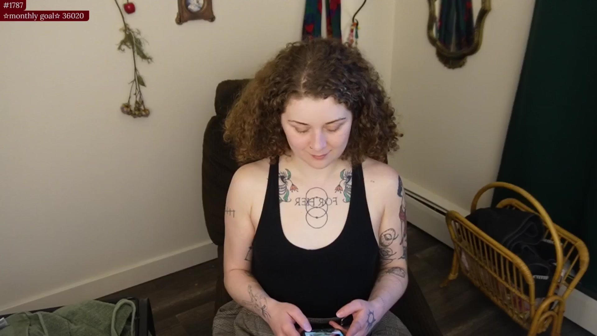 Gallery image thumbnail from PeachyQueen_'s myfreecams stream on, 01/16/2026, 23:29 image 12 of 20