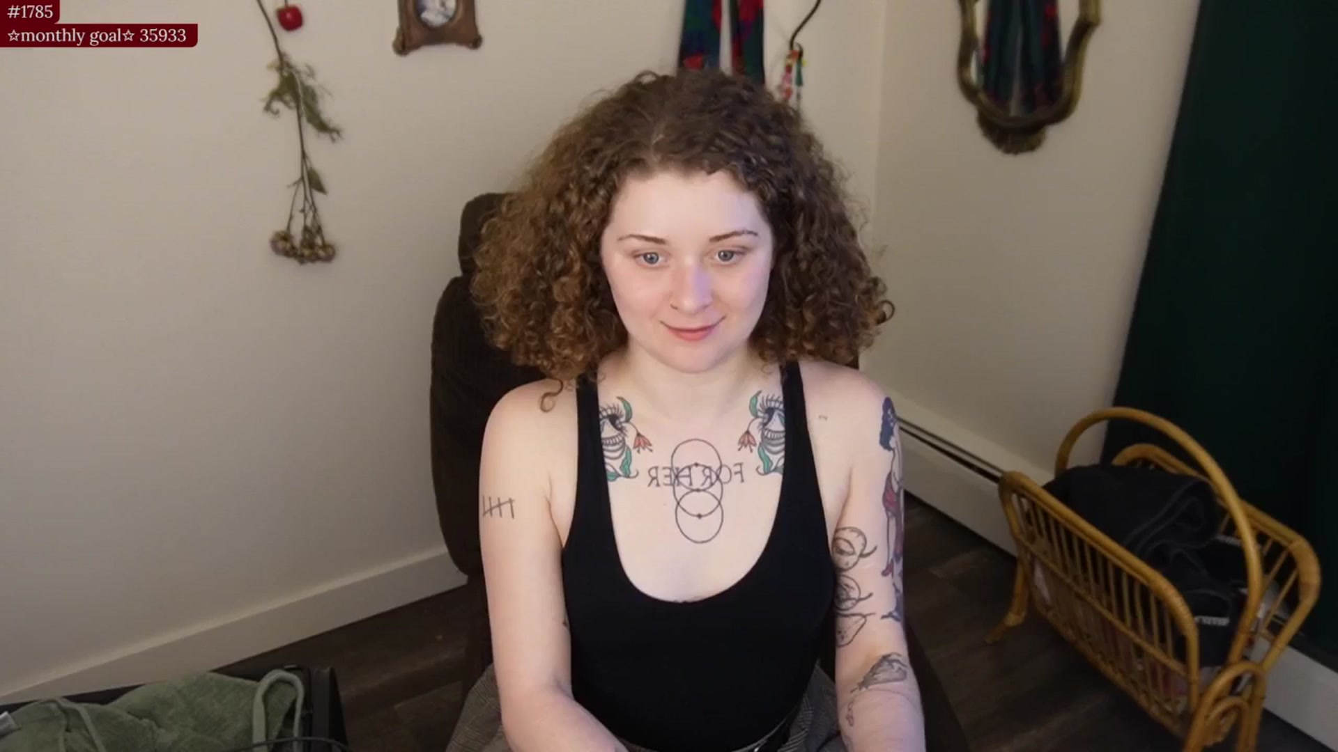 Gallery image thumbnail from PeachyQueen_'s myfreecams stream on, 01/16/2026, 23:29 image 18 of 20