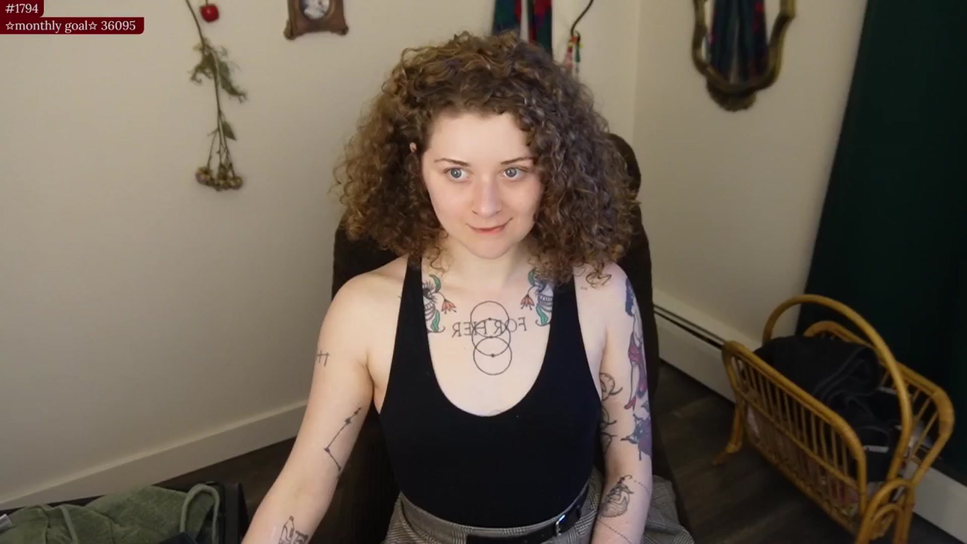 Gallery image thumbnail from PeachyQueen_'s myfreecams stream on, 01/16/2026, 23:29 image 10 of 20