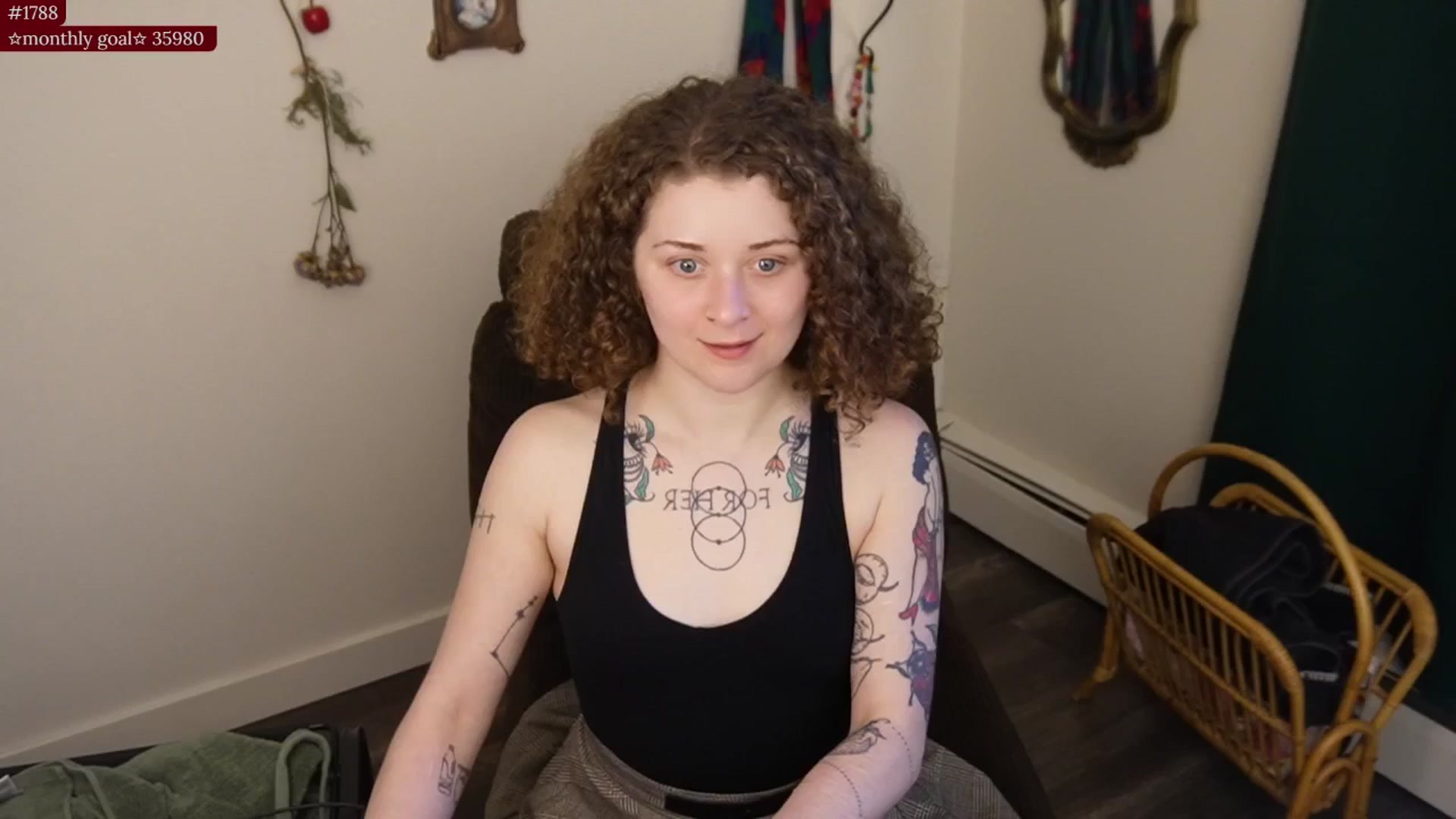 Gallery image thumbnail from PeachyQueen_'s myfreecams stream on, 01/16/2026, 23:29 image 17 of 20