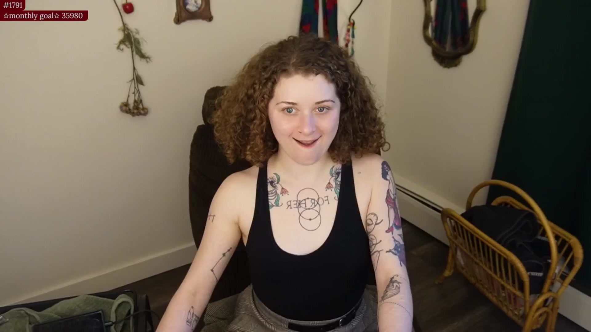 Gallery image thumbnail from PeachyQueen_'s myfreecams stream on, 01/16/2026, 23:29 image 16 of 20