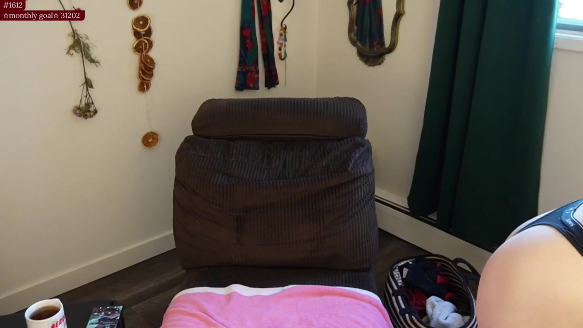 Gallery image thumbnail from PeachyQueen_'s myfreecams stream on, 01/26/2026, 23:15 image 2 of 20