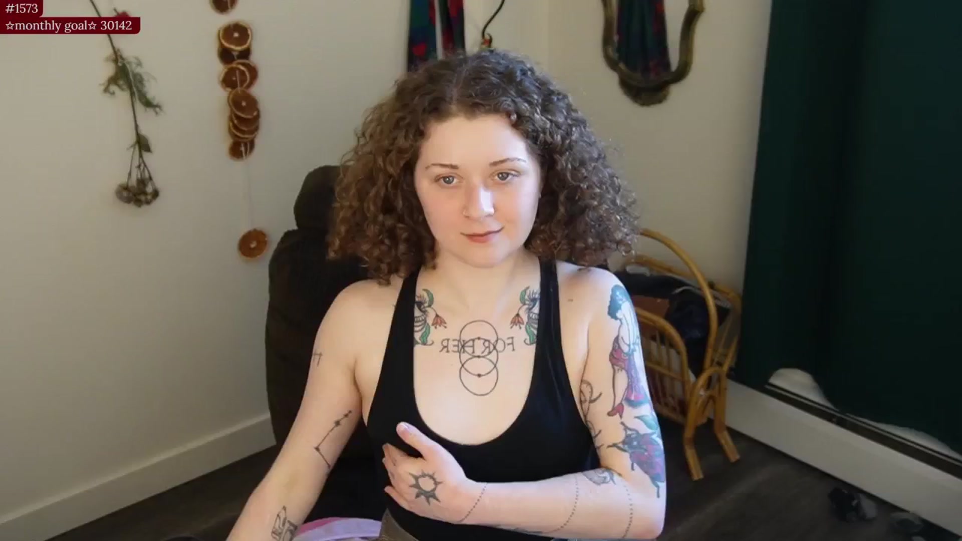 Gallery image thumbnail from PeachyQueen_'s myfreecams stream on, 01/27/2026, 22:09 image 14 of 20