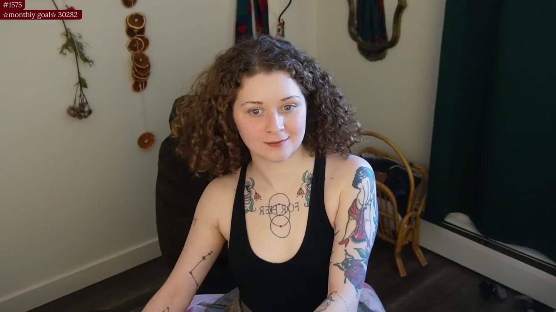Gallery image thumbnail from PeachyQueen_'s myfreecams stream on, 01/27/2026, 22:09 image 12 of 20