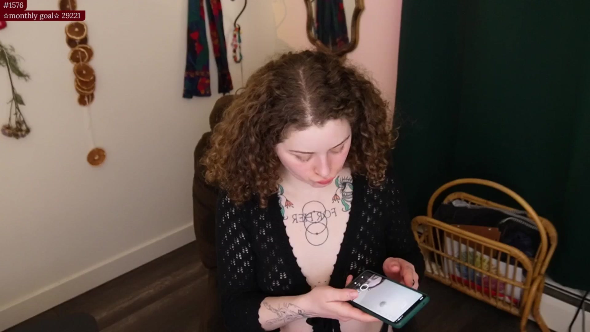 Gallery image thumbnail from PeachyQueen_'s myfreecams stream on, 01/29/2026, 07:55 image 9 of 20