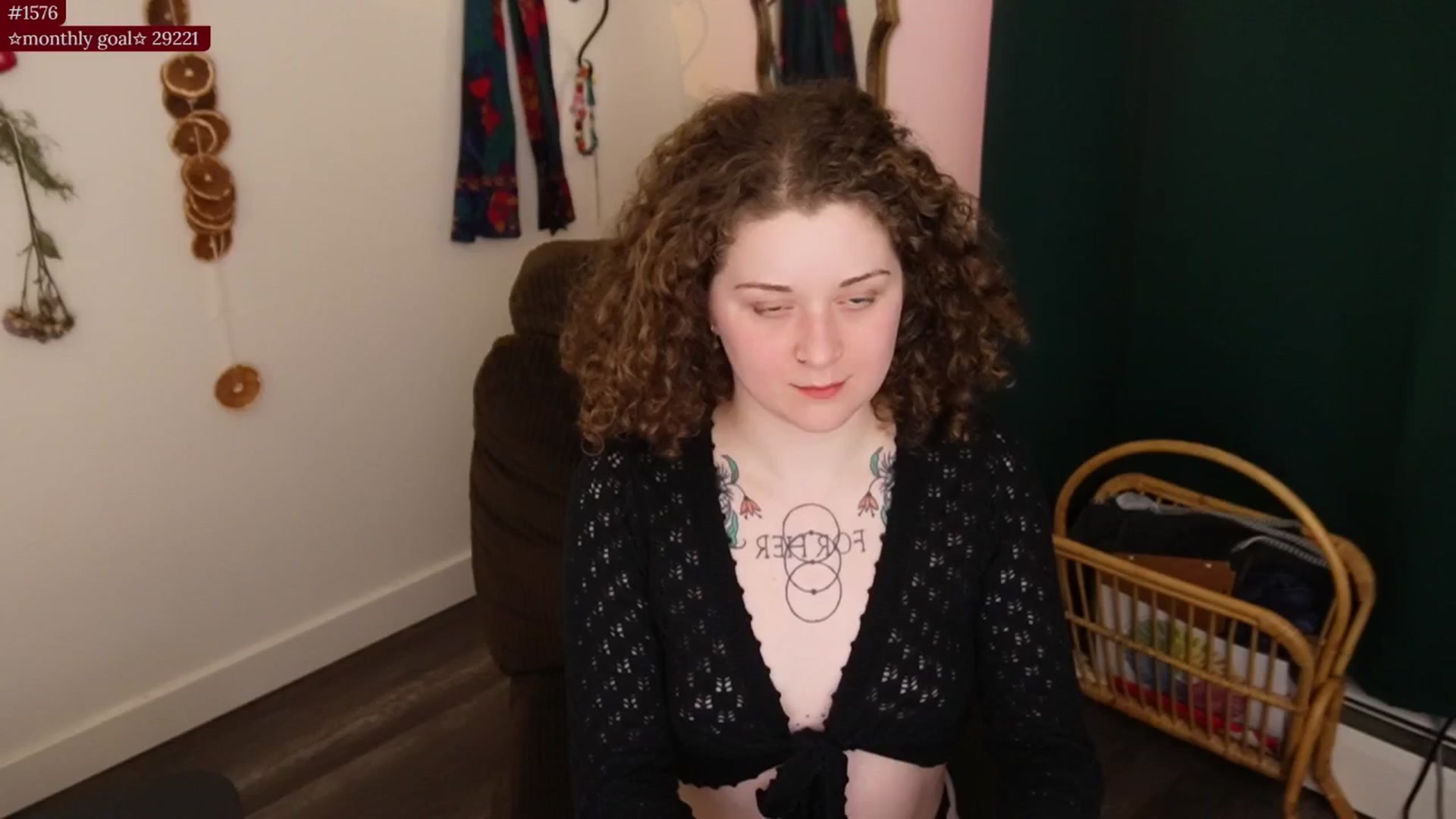 Gallery image thumbnail from PeachyQueen_'s myfreecams stream on, 01/29/2026, 07:55 image 6 of 20