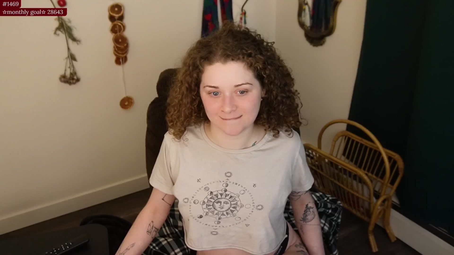Gallery image thumbnail from PeachyQueen_'s myfreecams stream on, 01/31/2026, 07:52 image 12 of 20