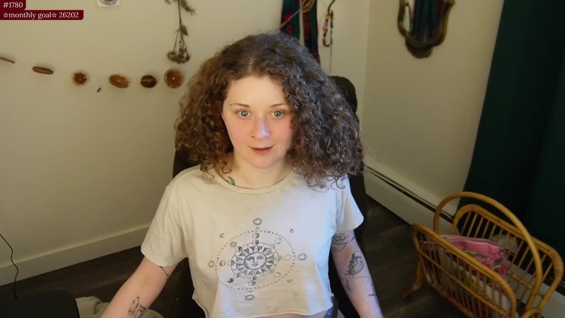 Gallery image thumbnail from PeachyQueen_'s myfreecams stream on, 02/10/2026, 20:37 image 9 of 20