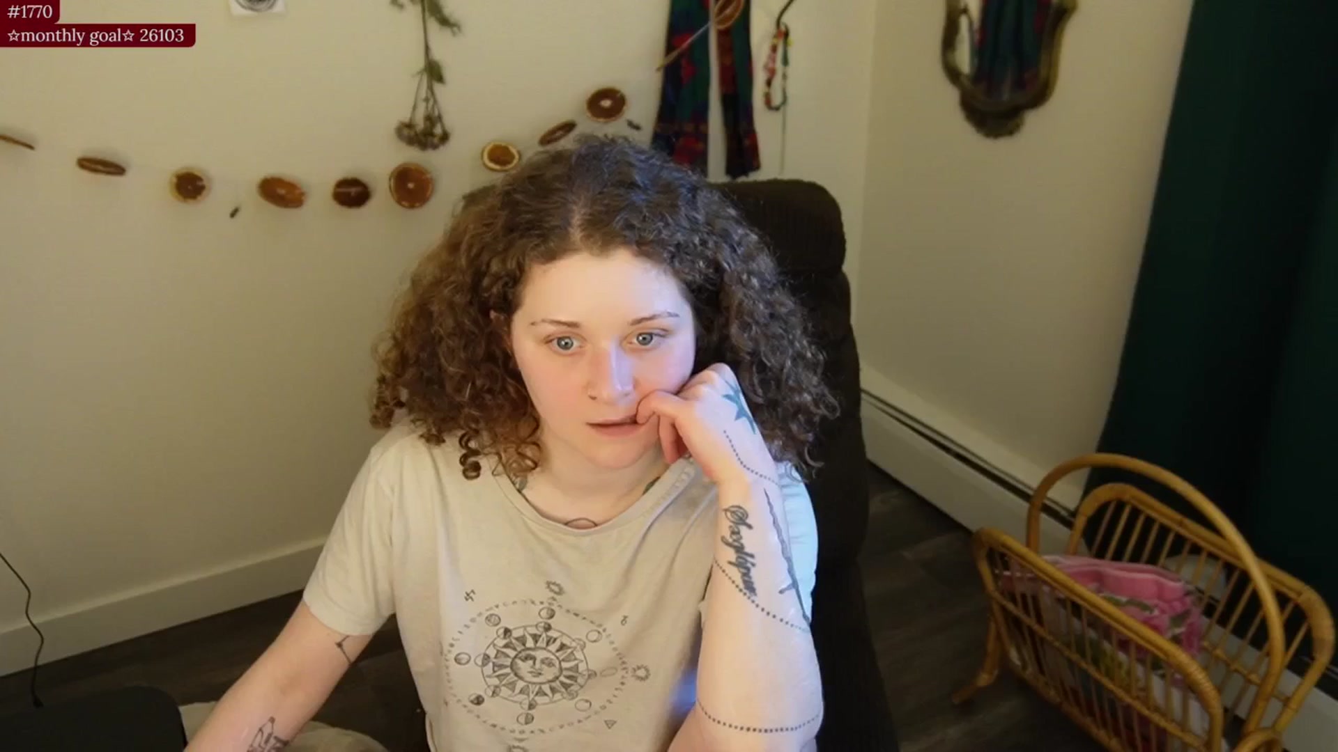 Gallery image thumbnail from PeachyQueen_'s myfreecams stream on, 02/10/2026, 20:37 image 18 of 20
