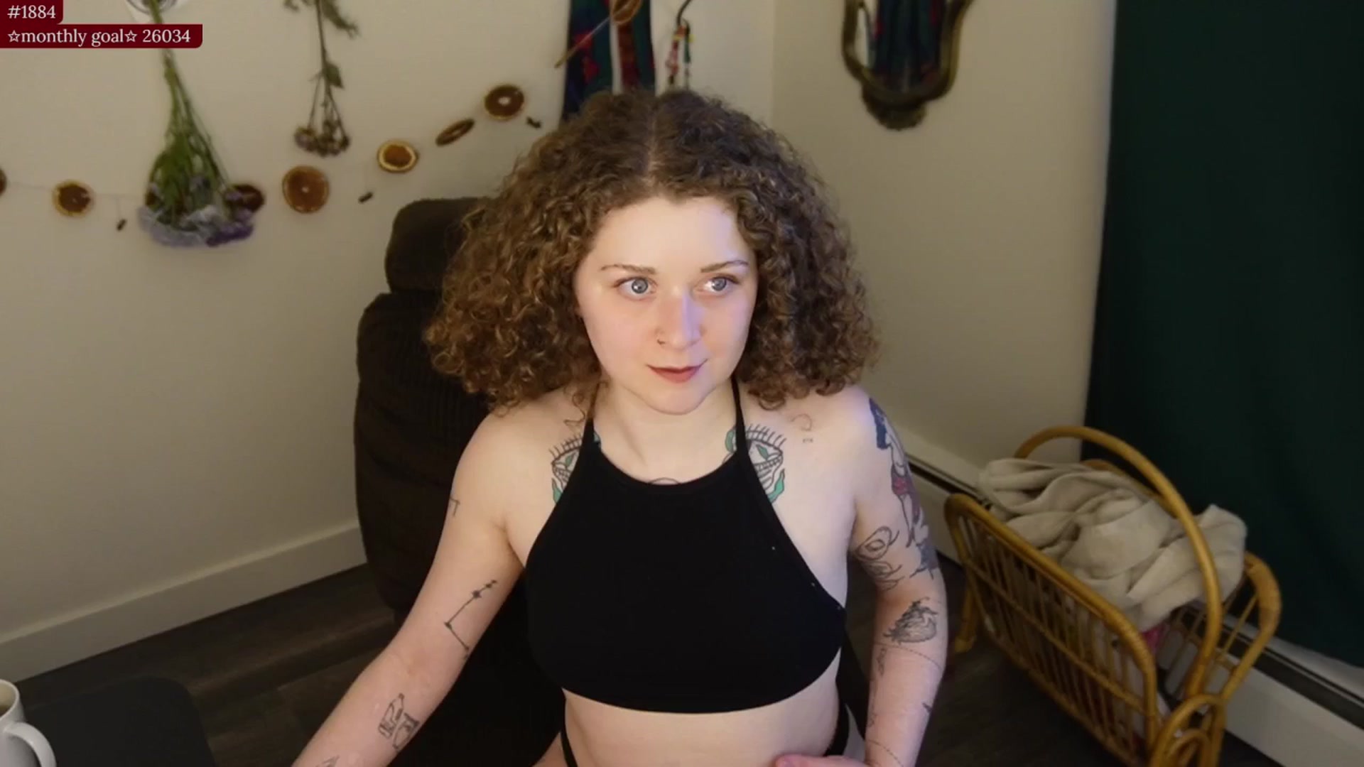 Gallery image thumbnail from PeachyQueen_'s myfreecams stream on, 02/11/2026, 22:39 image 9 of 20