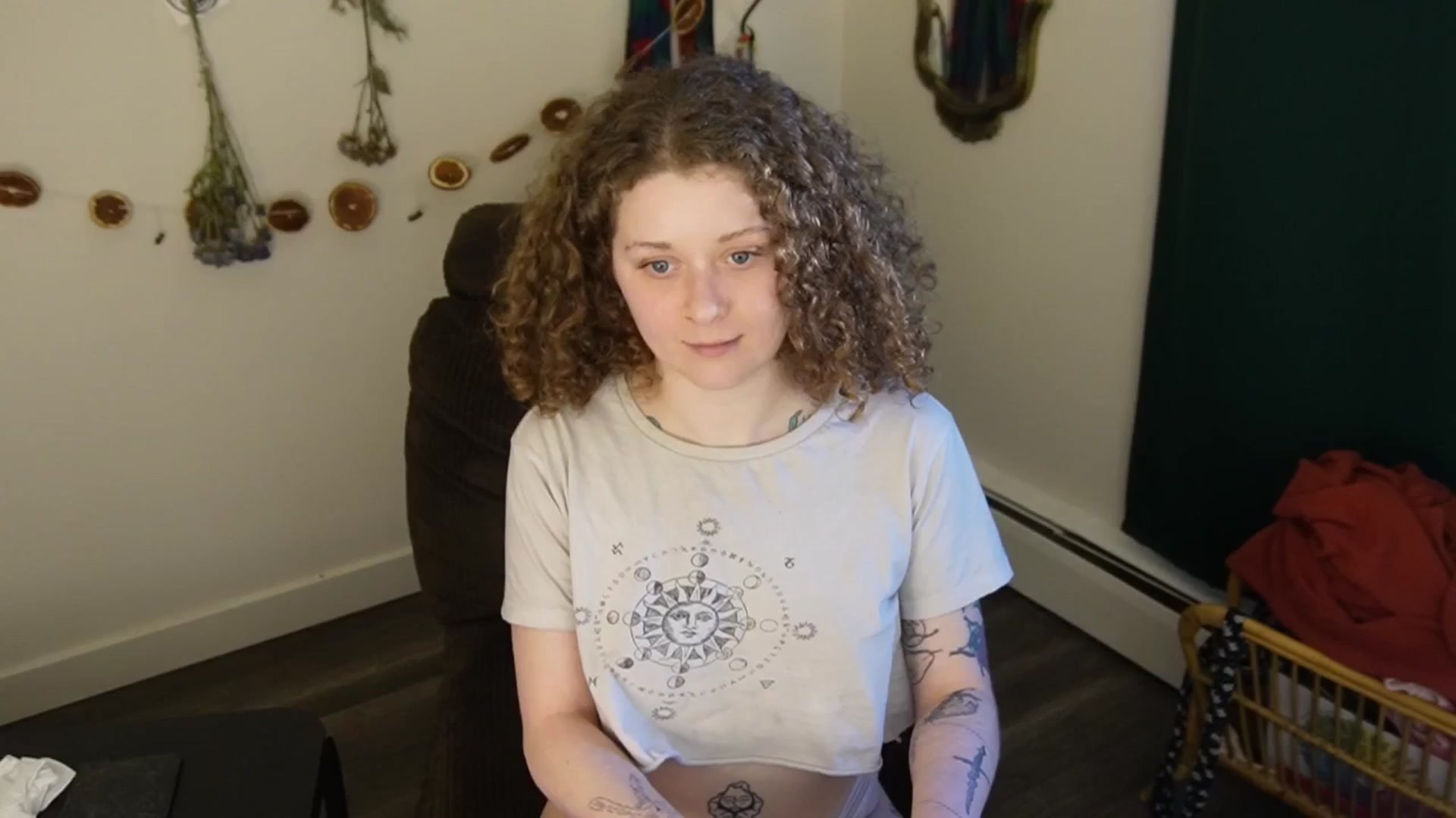 Gallery image thumbnail from PeachyQueen_'s myfreecams stream on, 02/21/2026, 24:01 image 19 of 20