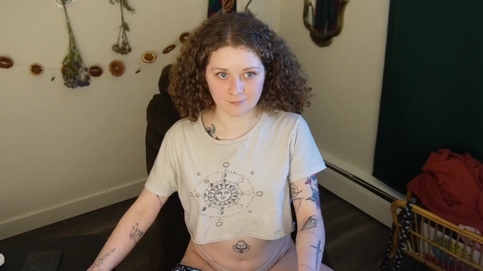 Gallery image thumbnail from PeachyQueen_'s myfreecams stream on, 02/21/2026, 24:01 image 2 of 20