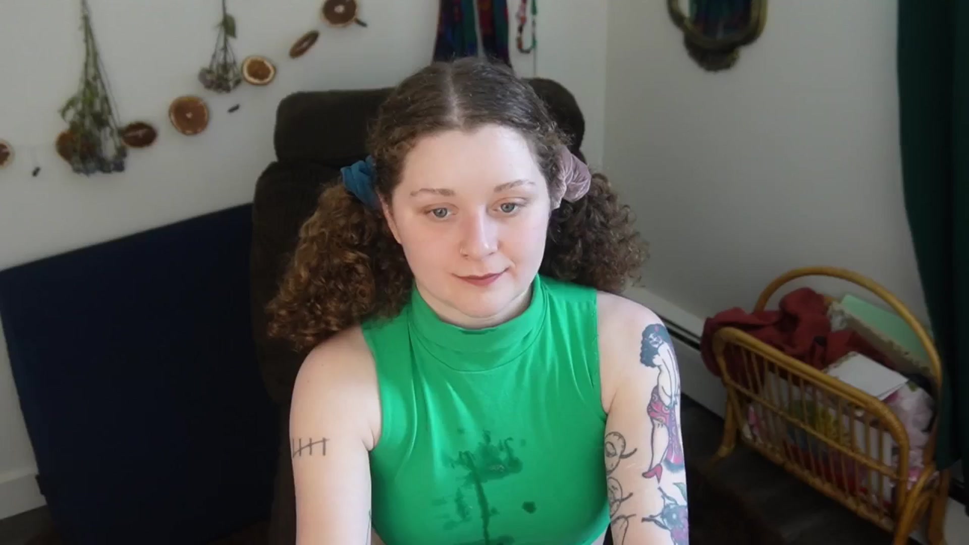 Gallery image thumbnail from PeachyQueen_'s myfreecams stream on, 03/02/2026, 19:39 image 3 of 20