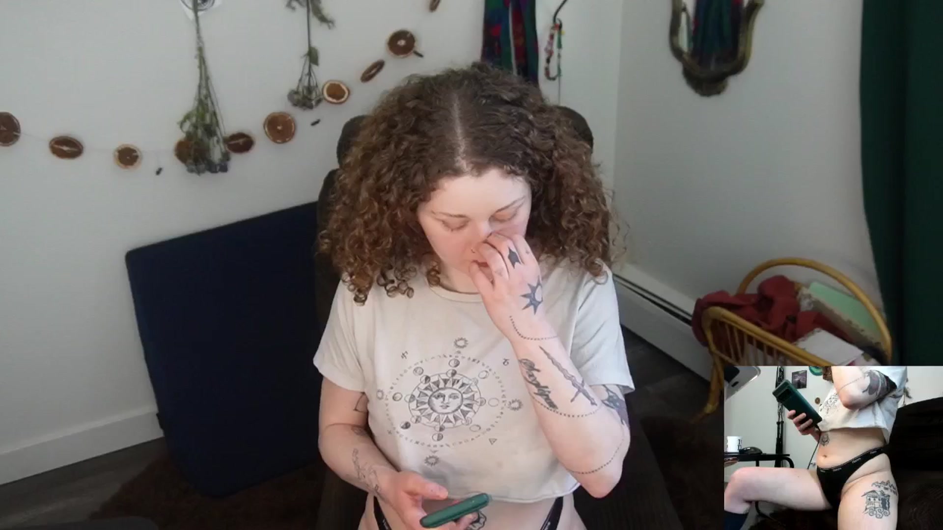Gallery image thumbnail from PeachyQueen_'s myfreecams stream on, 03/03/2026, 22:29 image 15 of 20