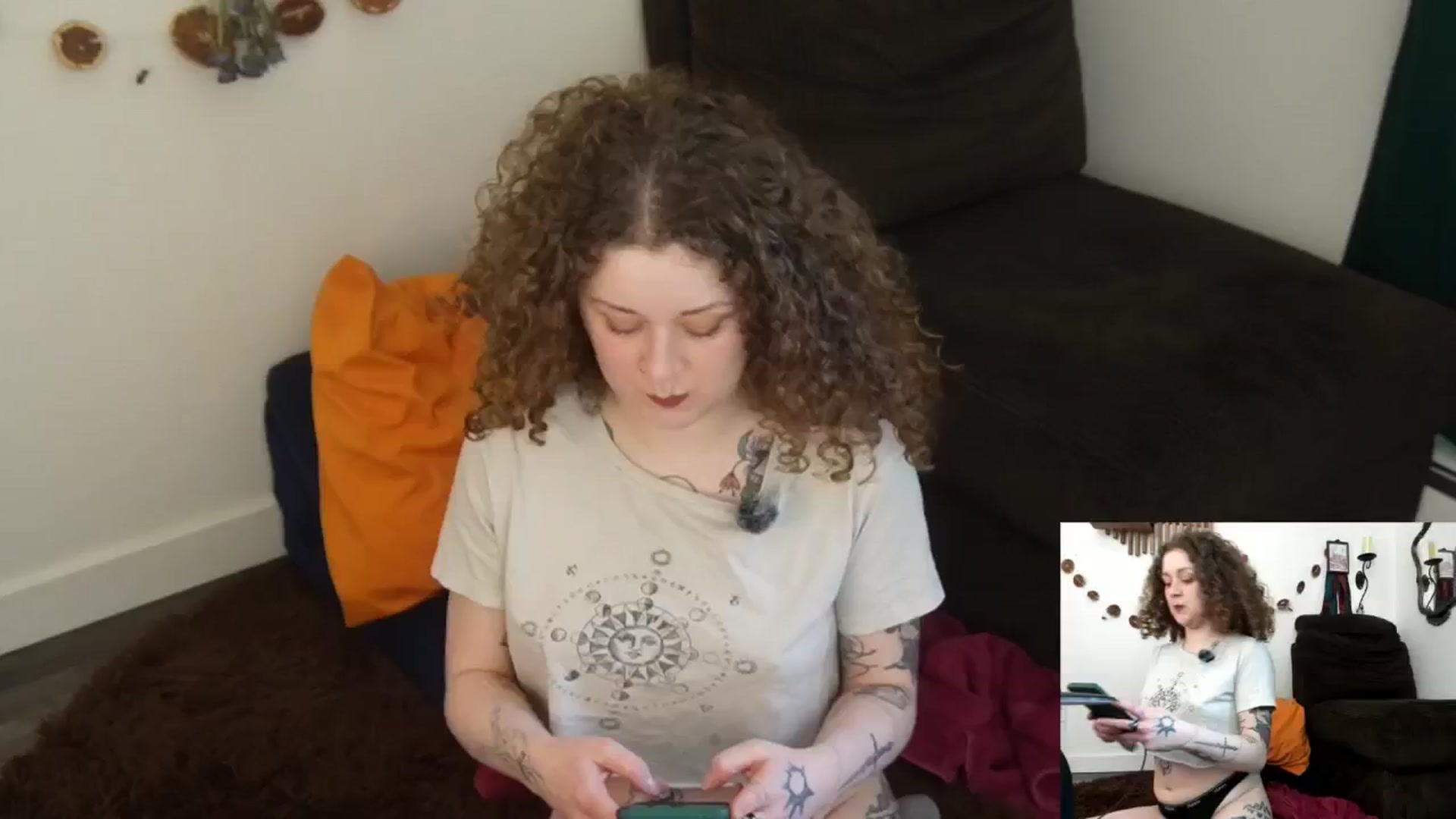 Gallery image thumbnail from PeachyQueen_'s myfreecams stream on, 03/11/2026, 21:22 image 18 of 20