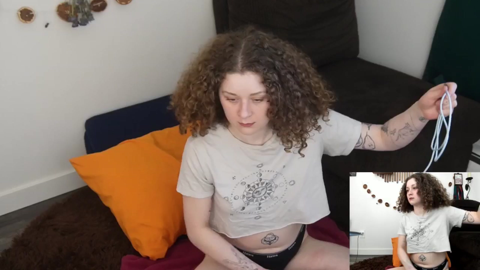 Gallery image thumbnail from PeachyQueen_'s myfreecams stream on, 03/11/2026, 21:22 image 5 of 20