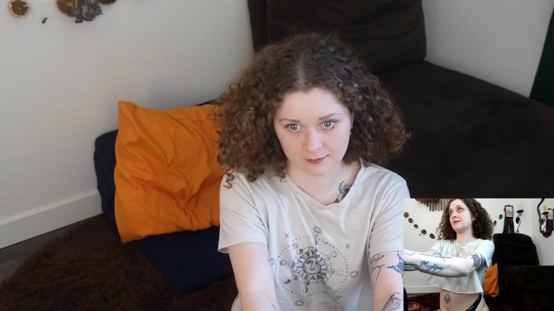Gallery image thumbnail from PeachyQueen_'s myfreecams stream on, 03/11/2026, 22:41 image 5 of 20
