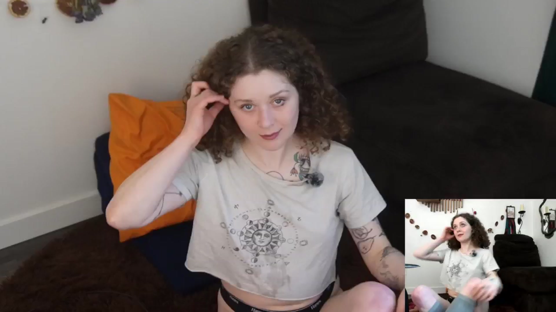 Gallery image thumbnail from PeachyQueen_'s myfreecams stream on, 03/11/2026, 22:41 image 3 of 20