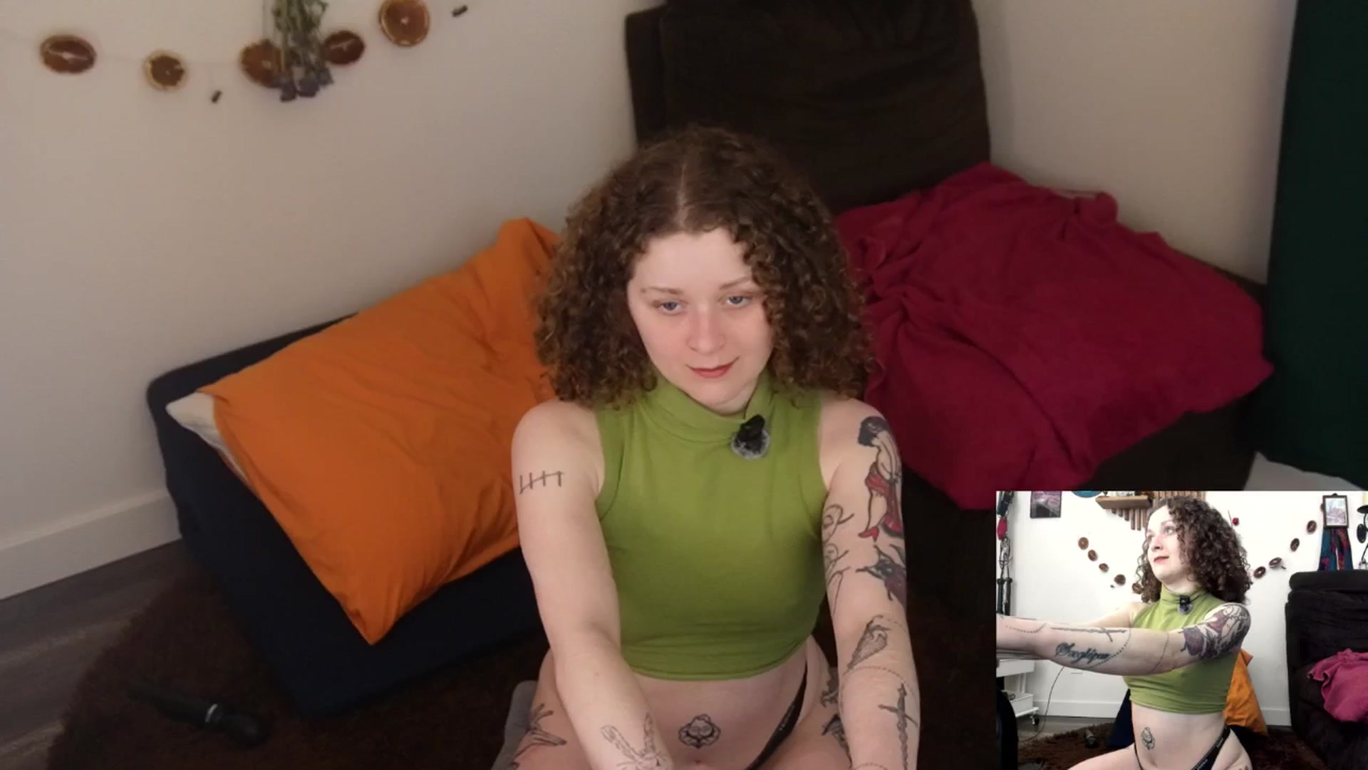 Gallery image thumbnail from PeachyQueen_'s myfreecams stream on, 03/12/2026, 19:13 image 8 of 20