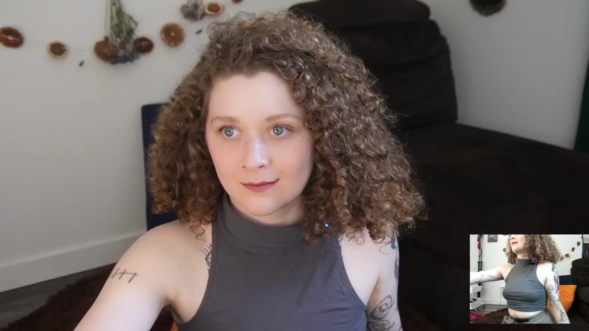 Gallery image thumbnail from PeachyQueen_'s myfreecams stream on, 03/16/2026, 19:56 image 12 of 20