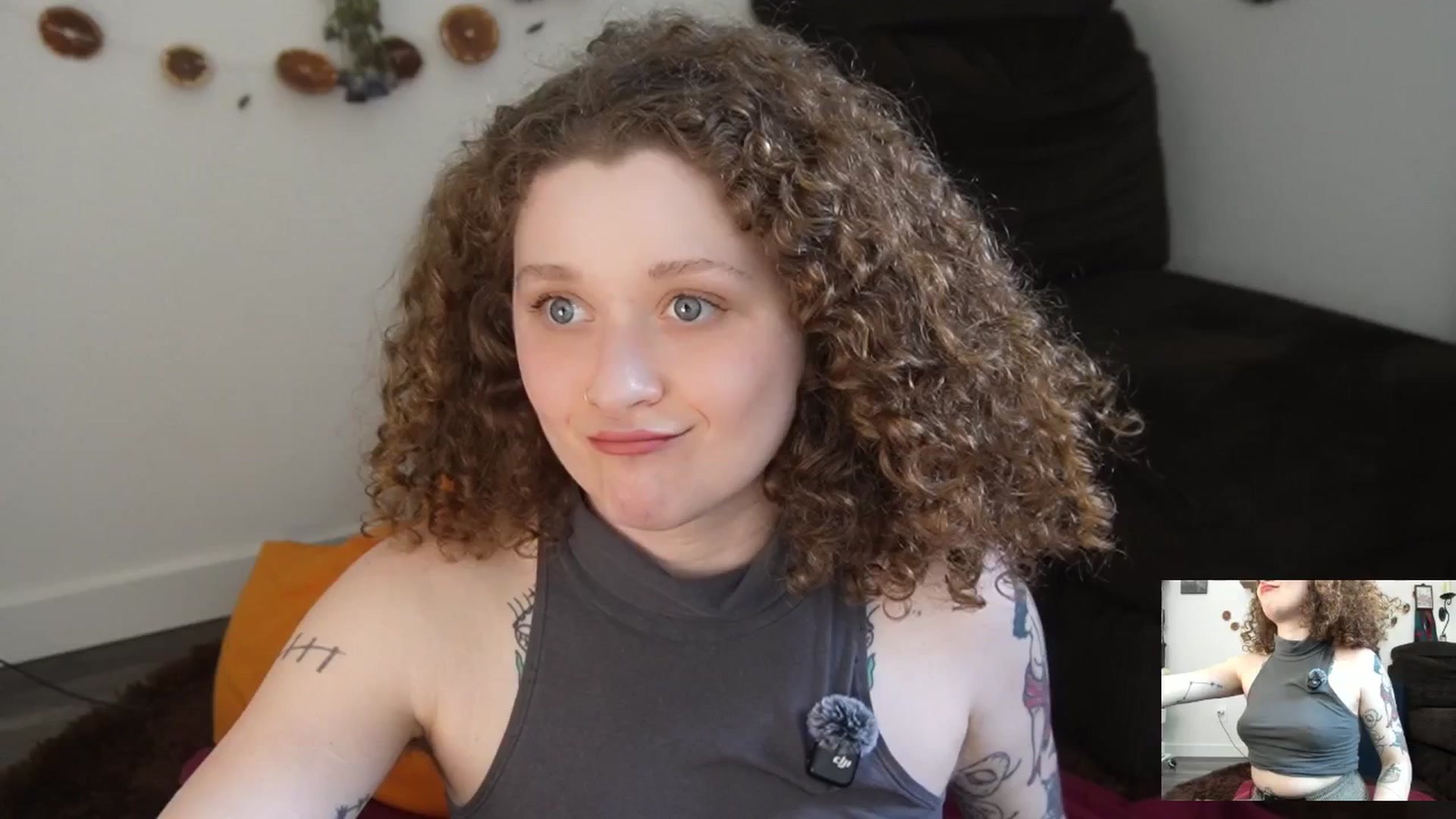 Gallery image thumbnail from PeachyQueen_'s myfreecams stream on, 03/16/2026, 21:00 image 20 of 20