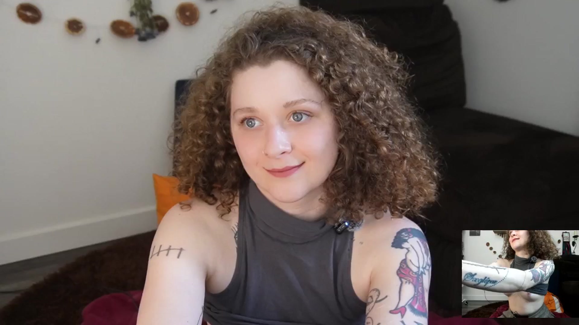 Gallery image thumbnail from PeachyQueen_'s myfreecams stream on, 03/16/2026, 21:00 image 5 of 20