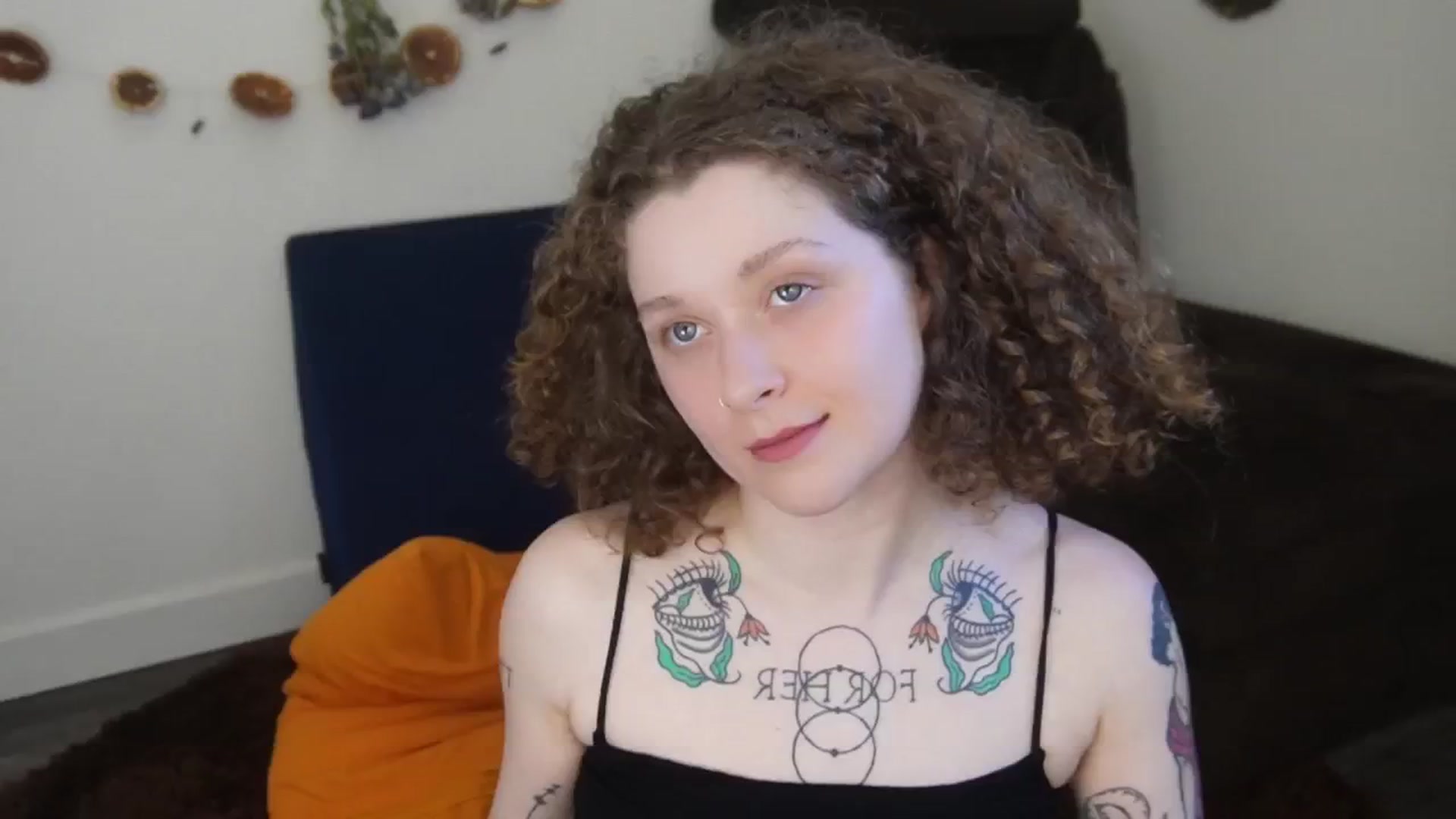 Gallery image thumbnail from PeachyQueen_'s myfreecams stream on, 03/18/2026, 20:46 image 16 of 20