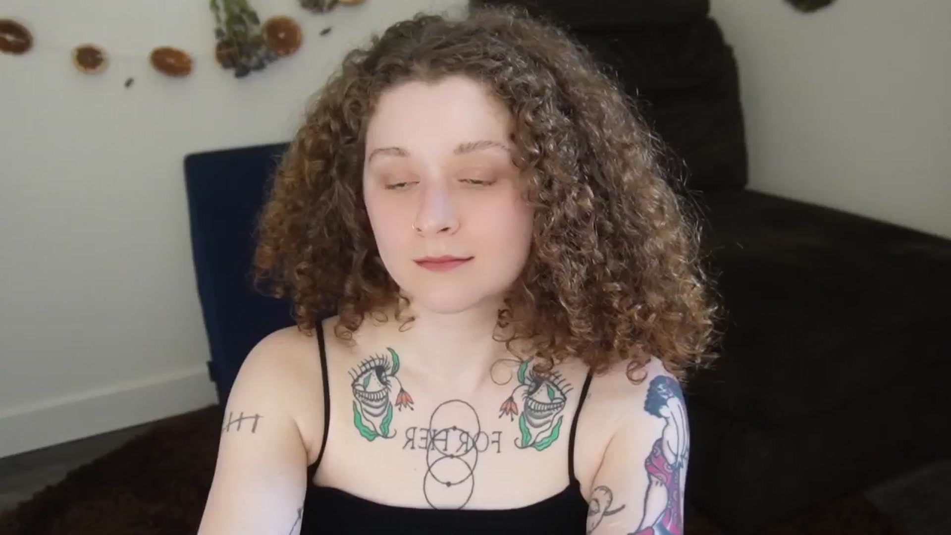 Gallery image thumbnail from PeachyQueen_'s myfreecams stream on, 03/18/2026, 20:46 image 3 of 20