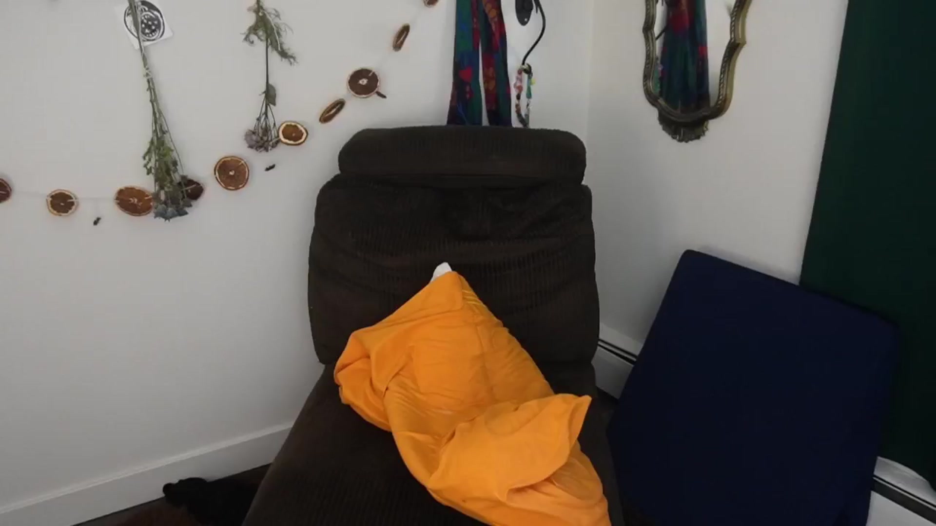 Gallery image thumbnail from PeachyQueen_'s myfreecams stream on, 03/20/2026, 23:51 image 2 of 20