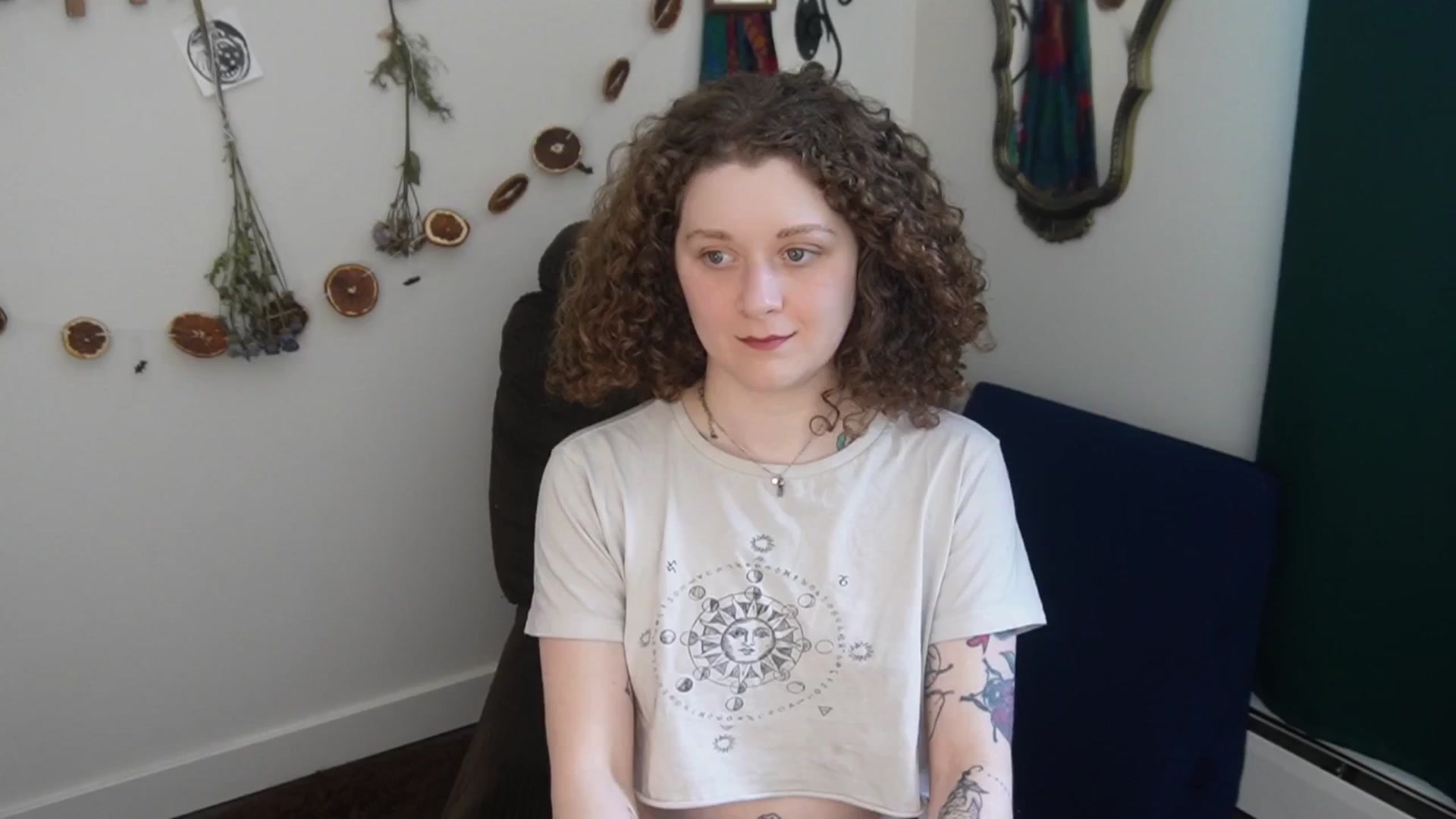 Gallery image thumbnail from PeachyQueen_'s myfreecams stream on, 03/25/2026, 19:42 image 13 of 20