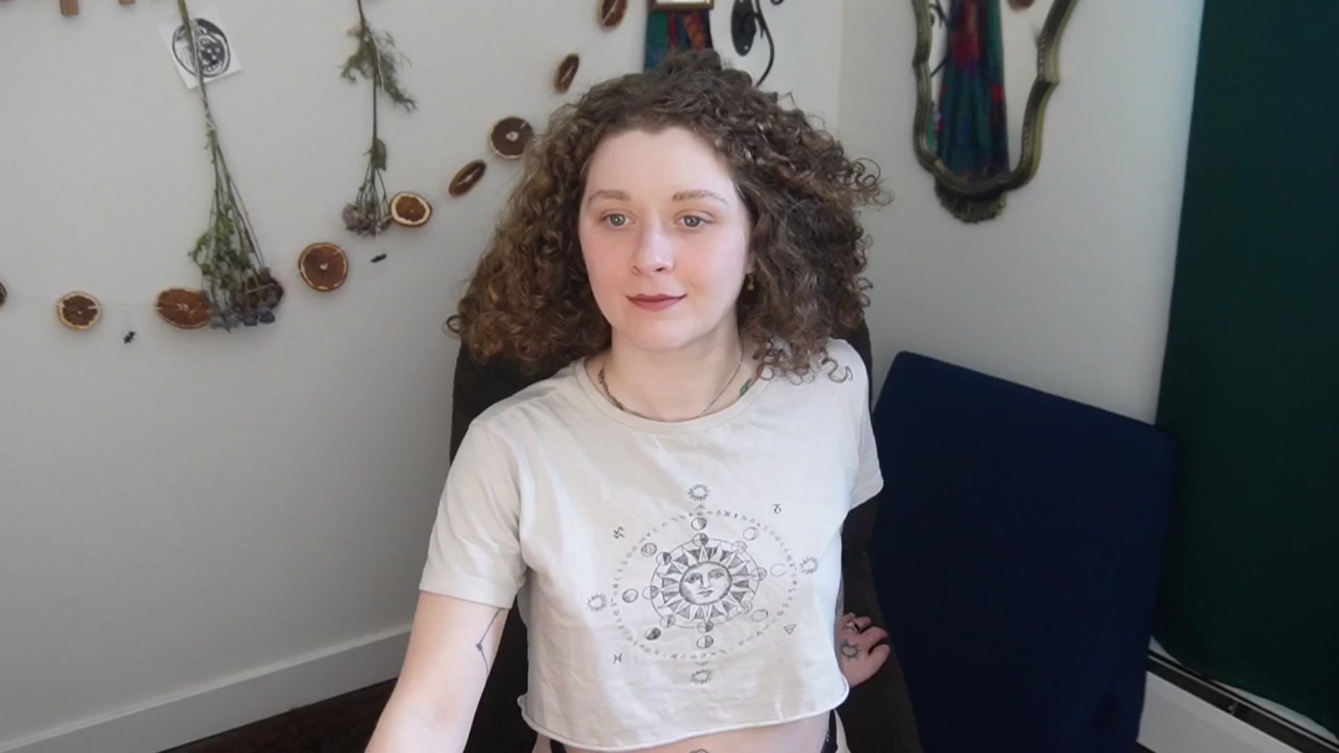 Gallery image thumbnail from PeachyQueen_'s myfreecams stream on, 03/25/2026, 19:42 image 9 of 20