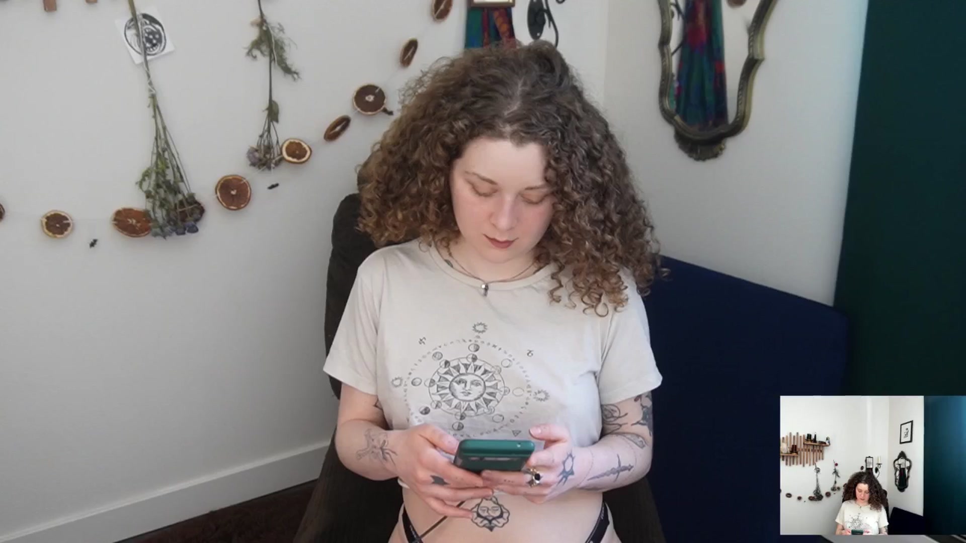 Gallery image thumbnail from PeachyQueen_'s myfreecams stream on, 03/25/2026, 19:42 image 5 of 20