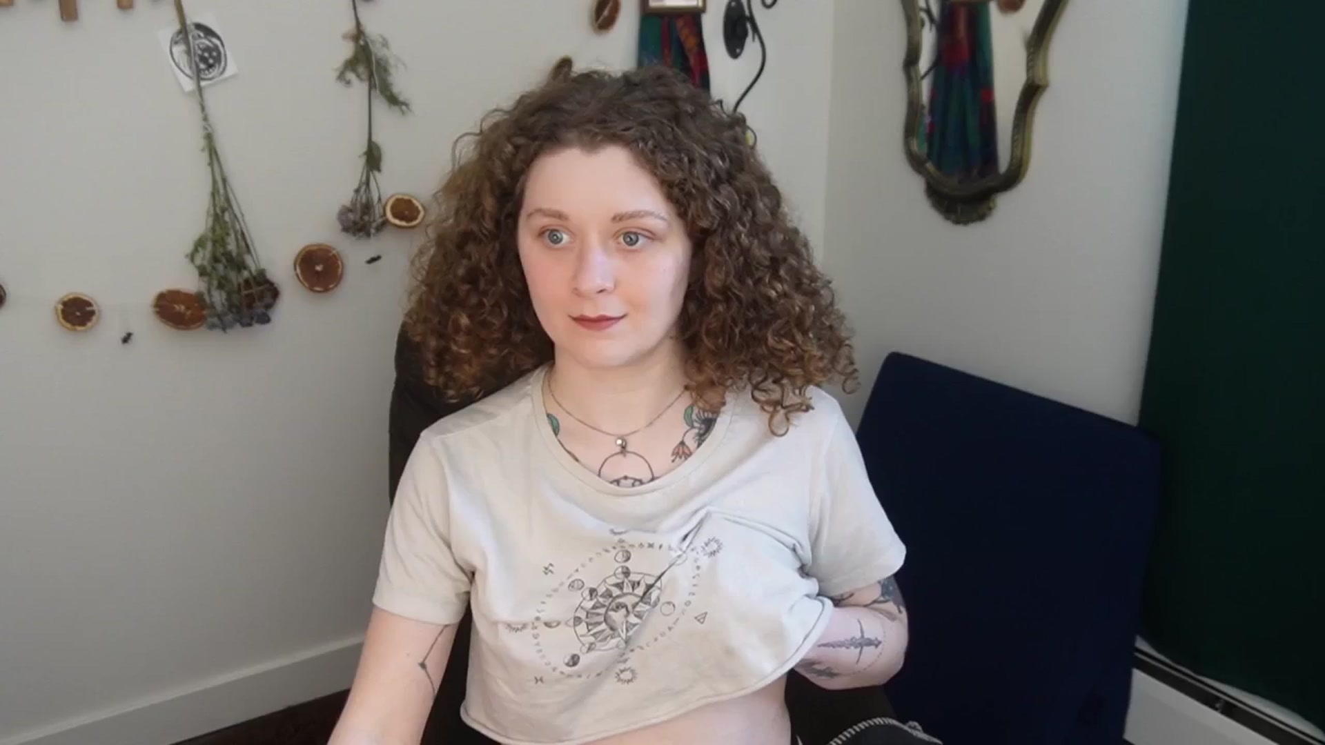 Gallery image thumbnail from PeachyQueen_'s myfreecams stream on, 03/25/2026, 20:15 image 9 of 20